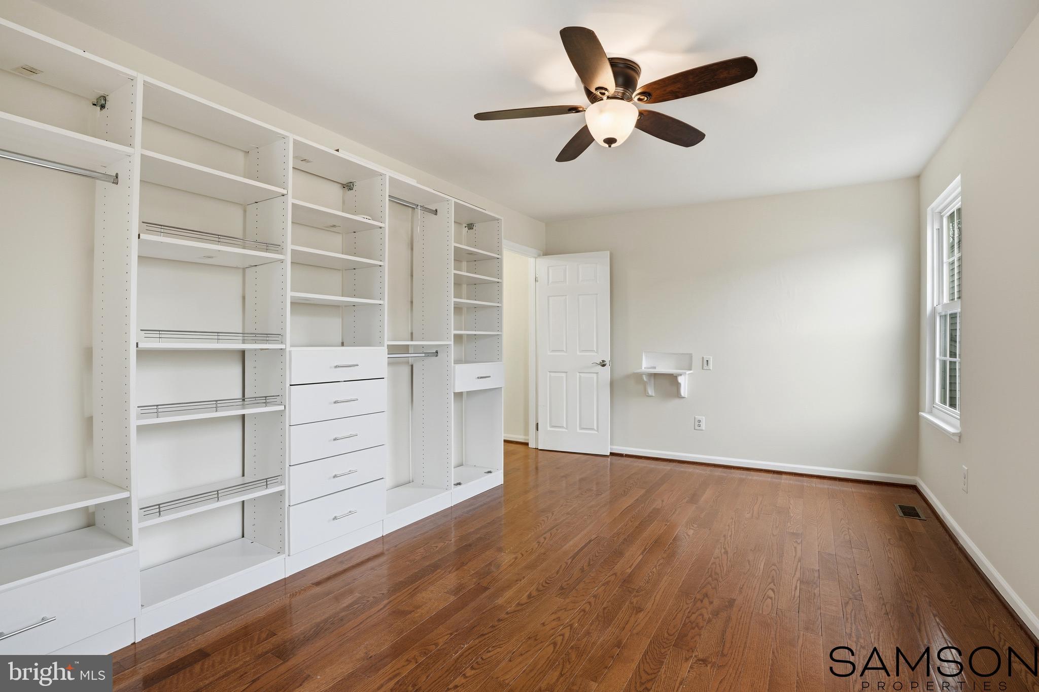 FRANKLIN FARM - Residential