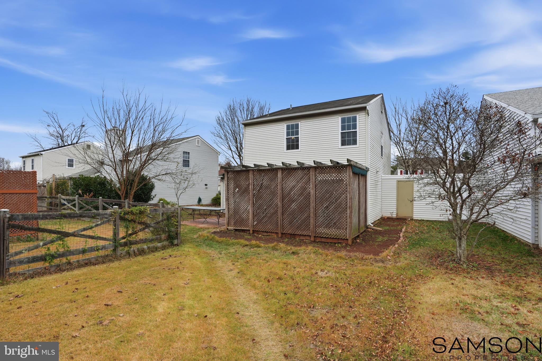 FRANKLIN FARM - Residential