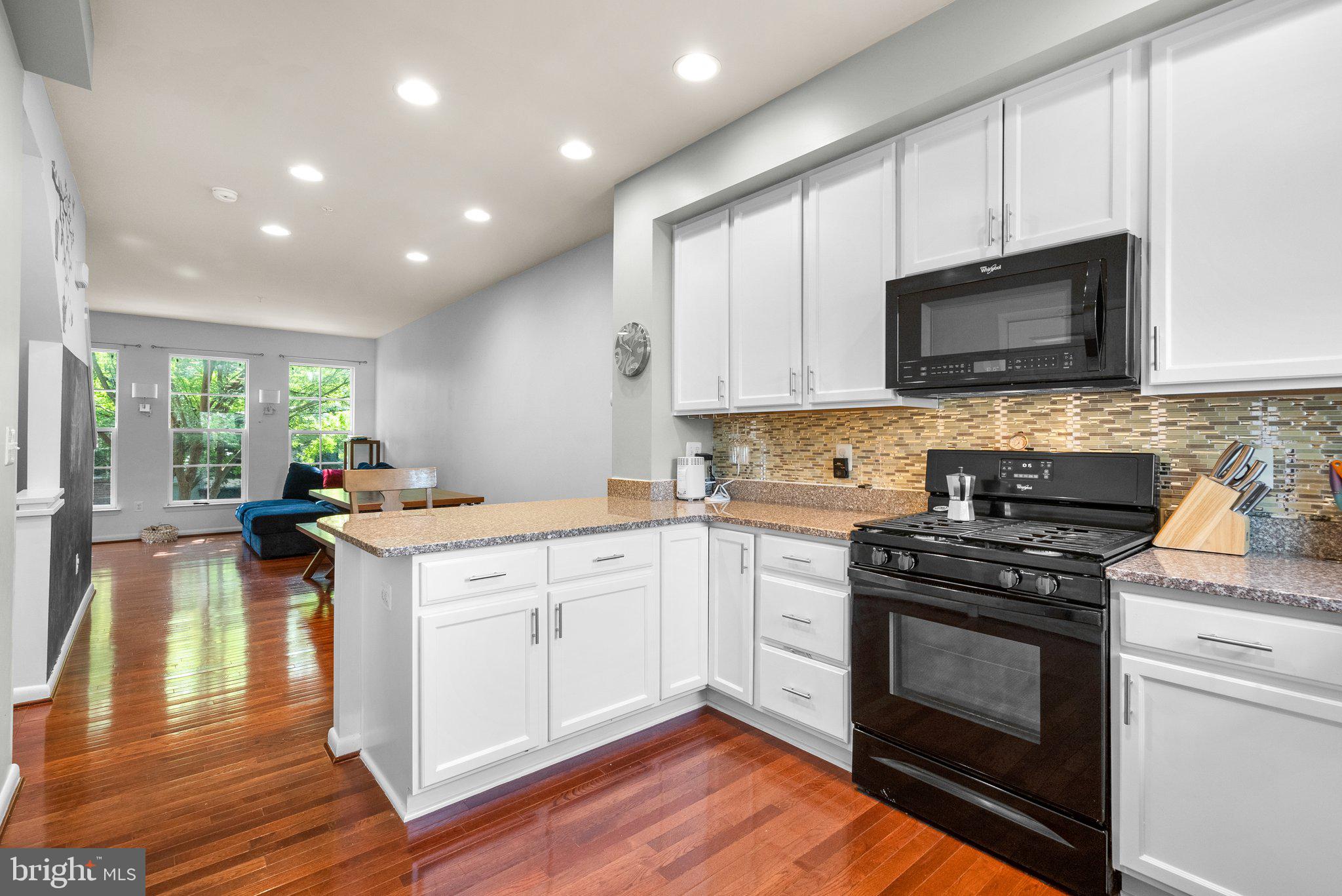 EYA ARTS DISTRICT - Residential Lease