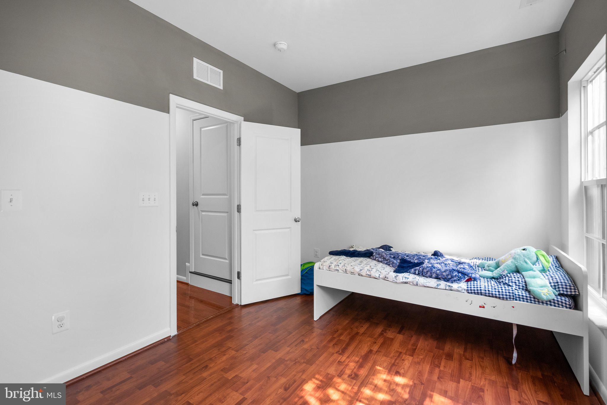 EYA ARTS DISTRICT - Residential Lease