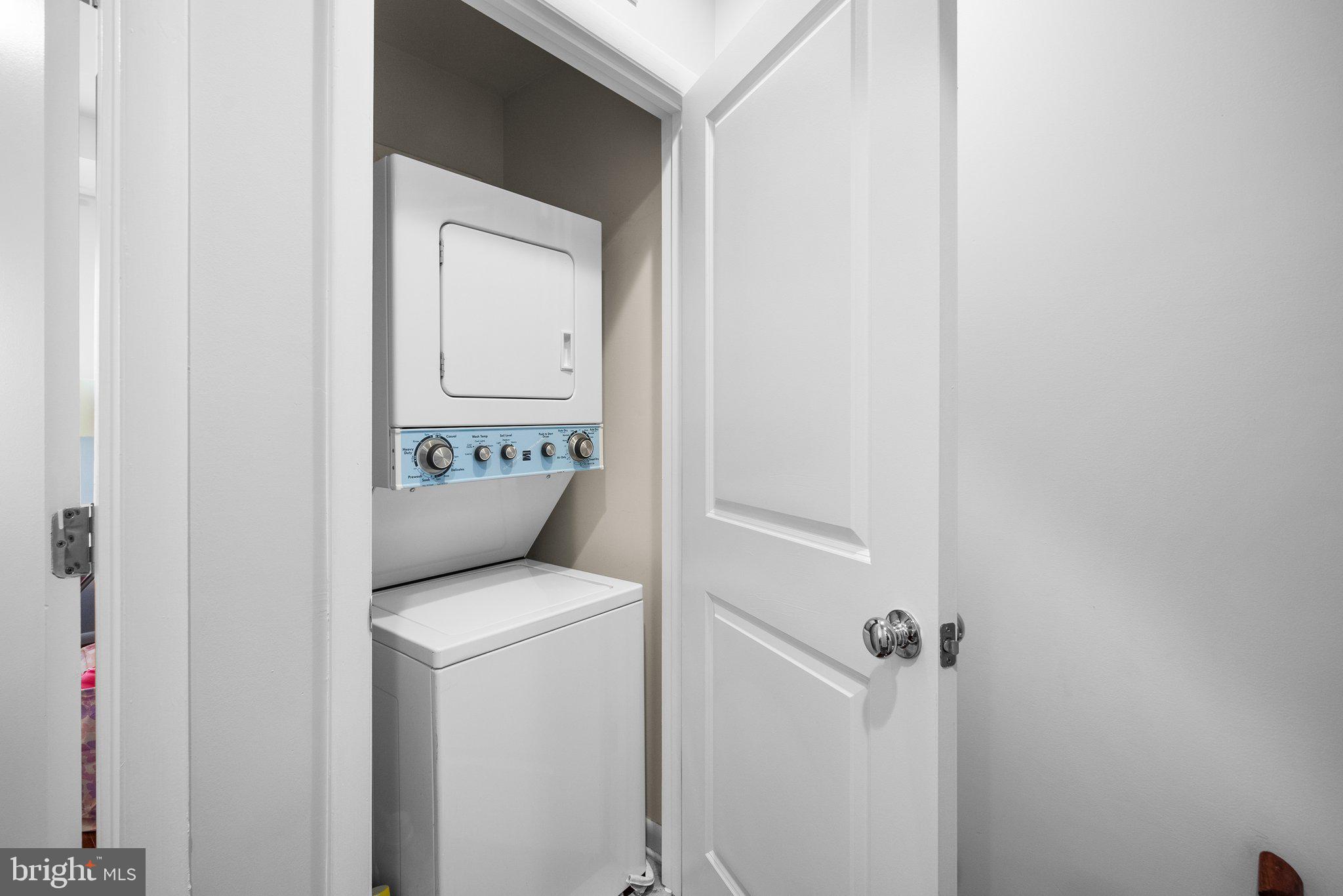 EYA ARTS DISTRICT - Residential Lease