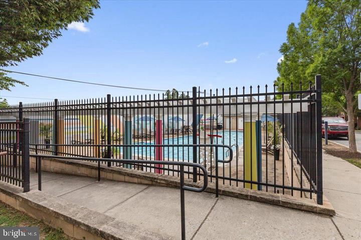 EYA ARTS DISTRICT - Residential Lease