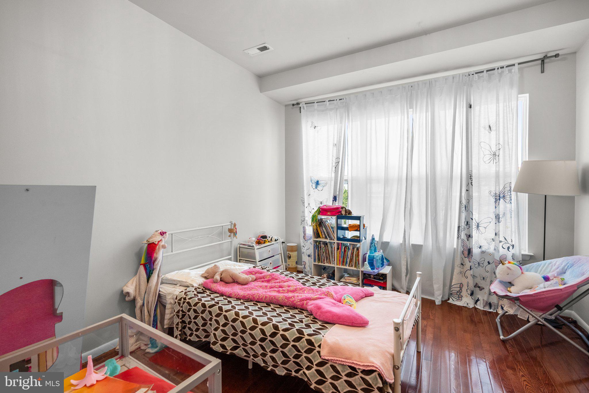 EYA ARTS DISTRICT - Residential Lease