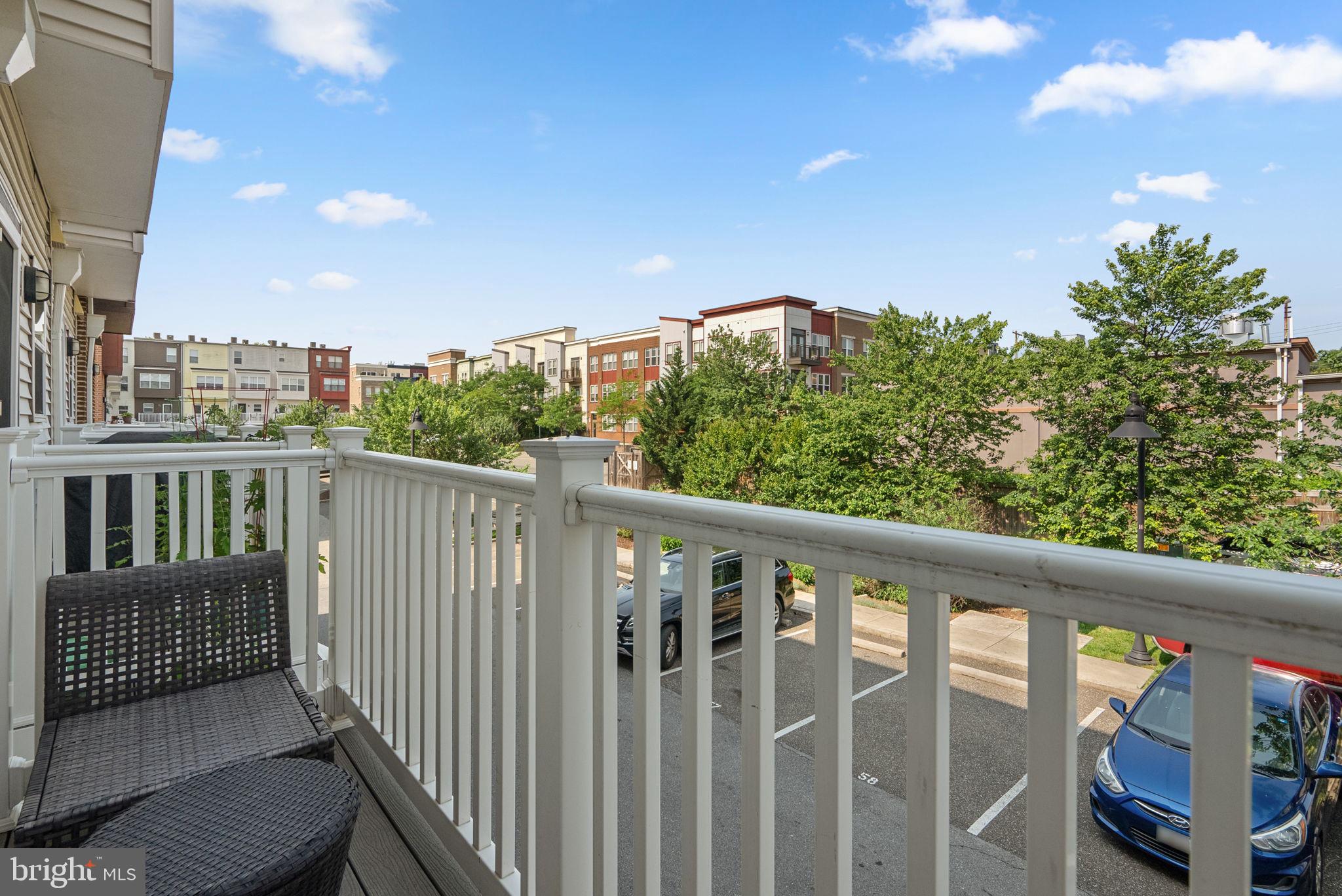 EYA ARTS DISTRICT - Residential Lease