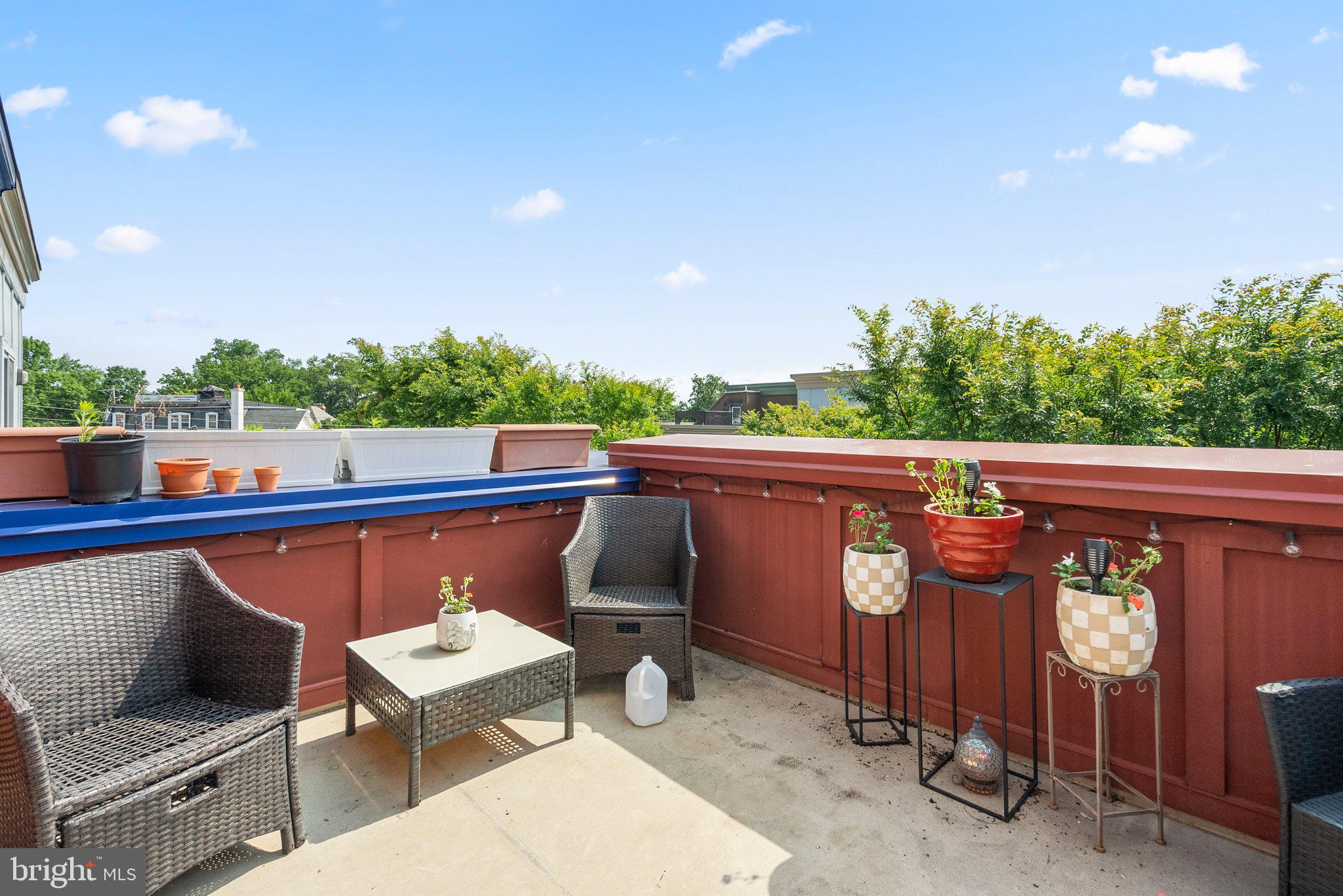 EYA ARTS DISTRICT - Residential Lease