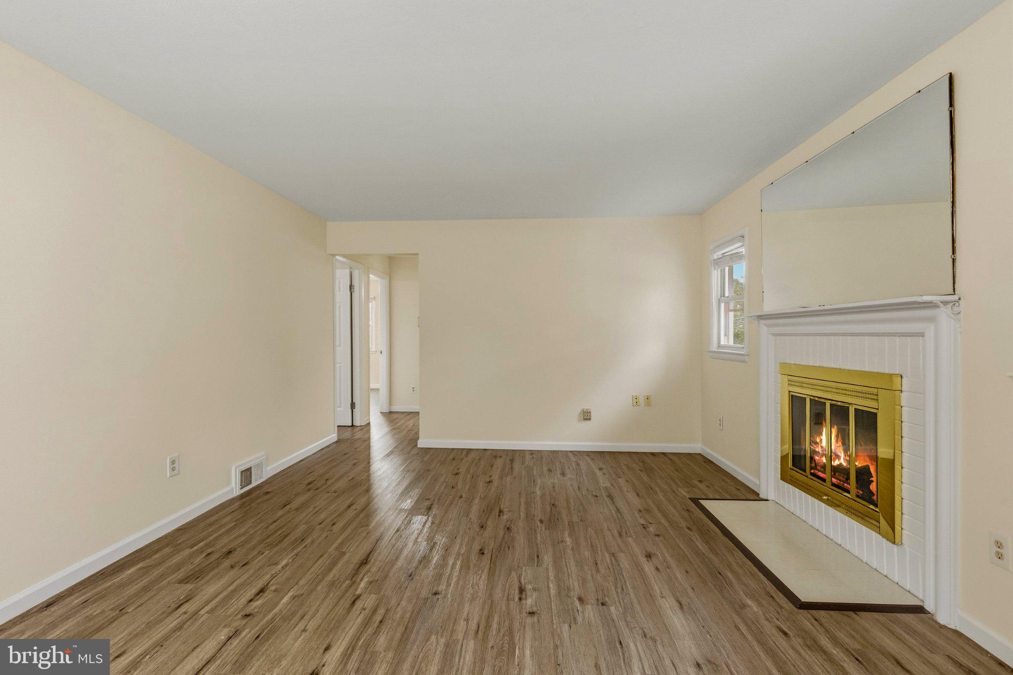 1412 TORREY PLACE