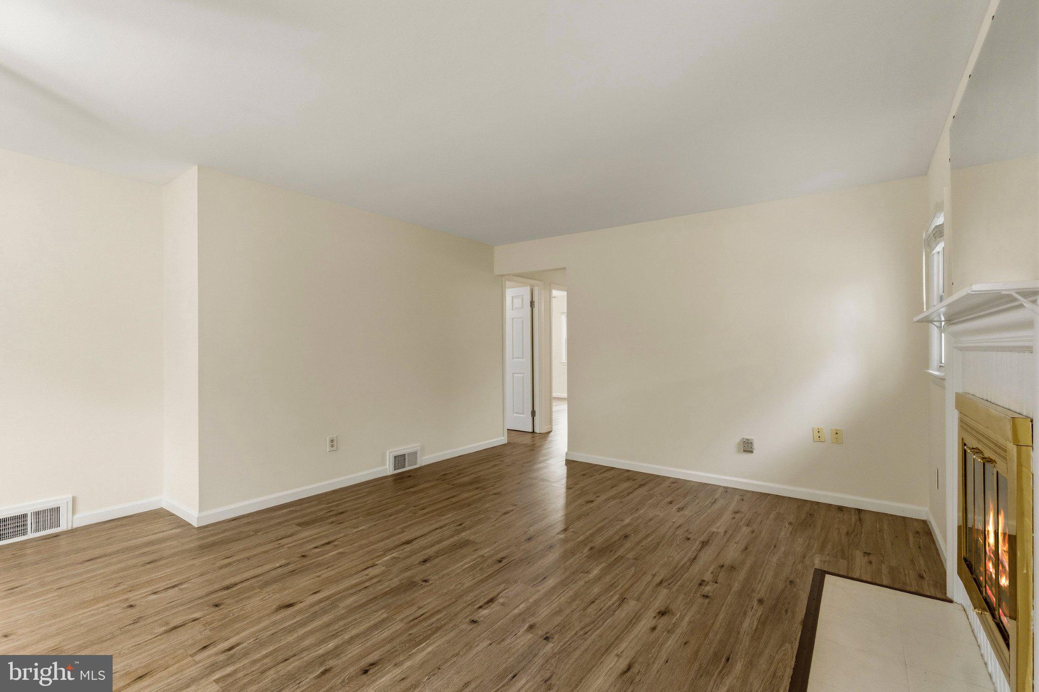 1412 TORREY PLACE