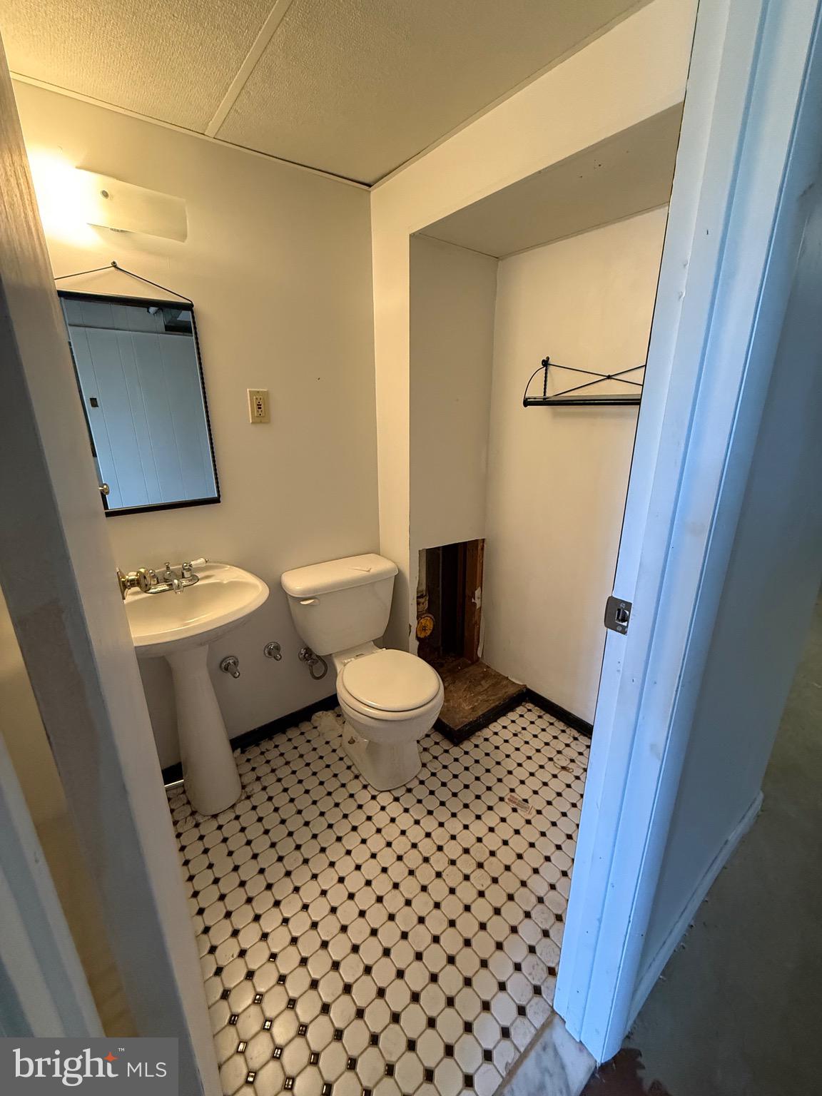 BELMONT - Residential