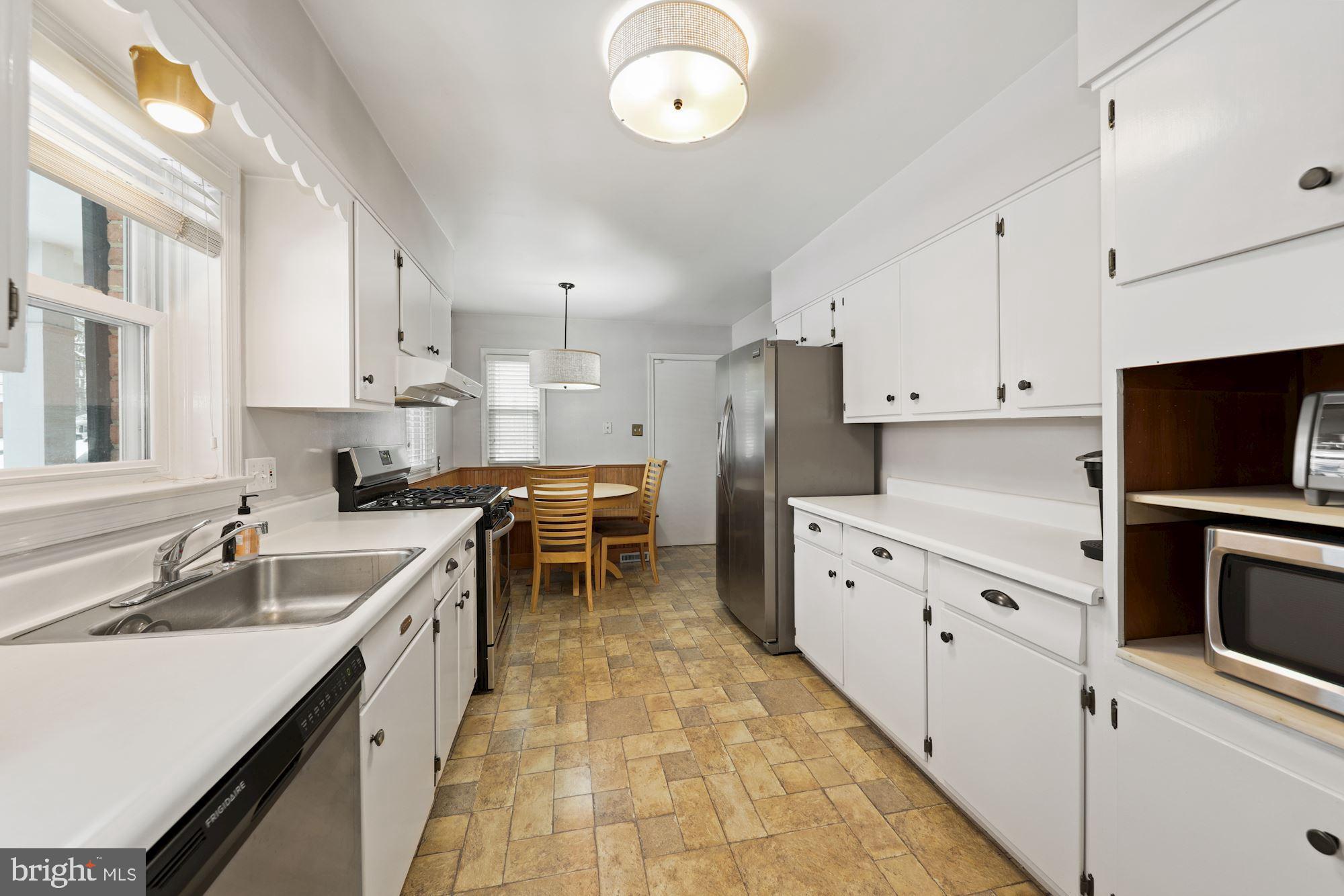 ROCK CREEK HILLS - Residential