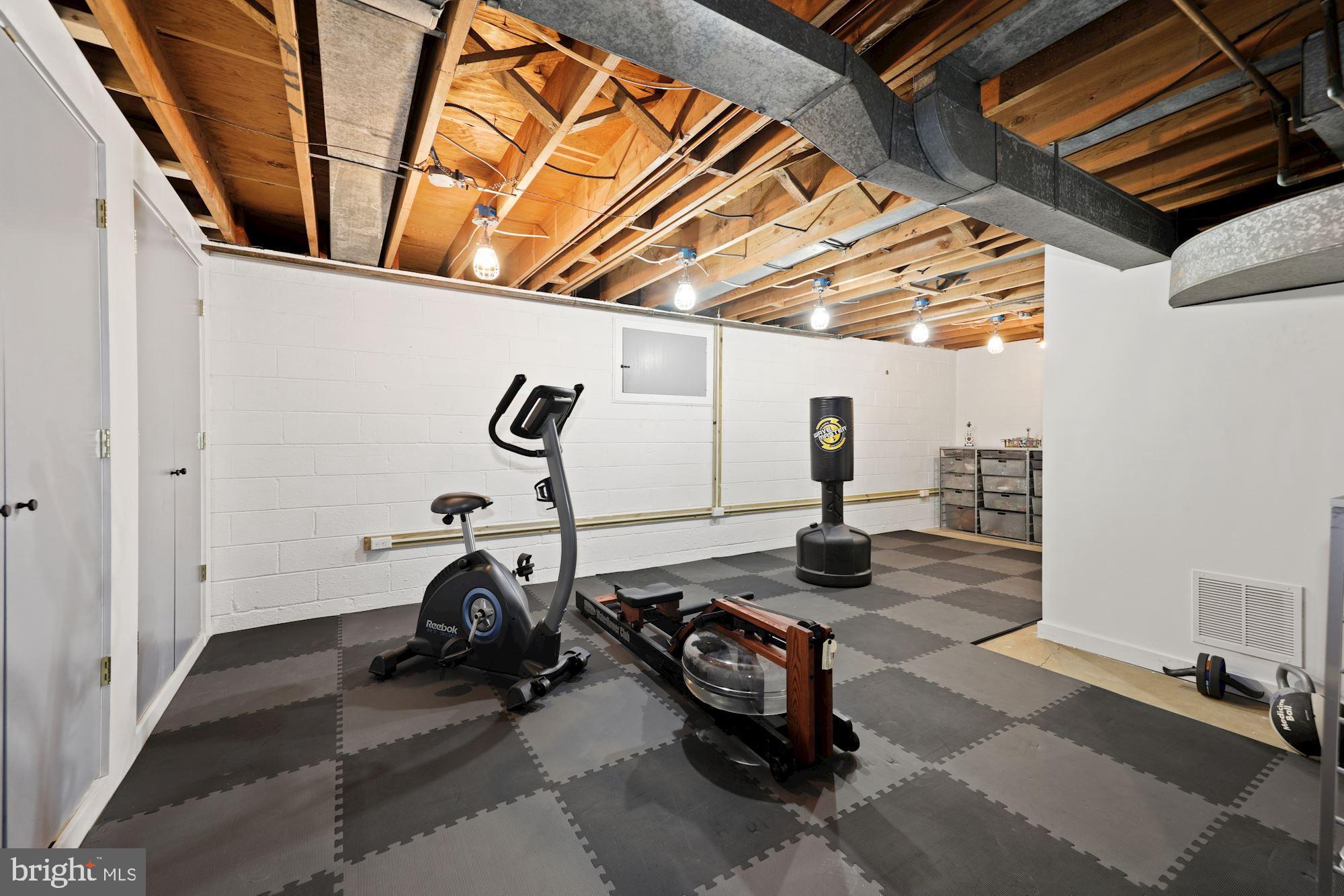 ROCK CREEK HILLS - Residential