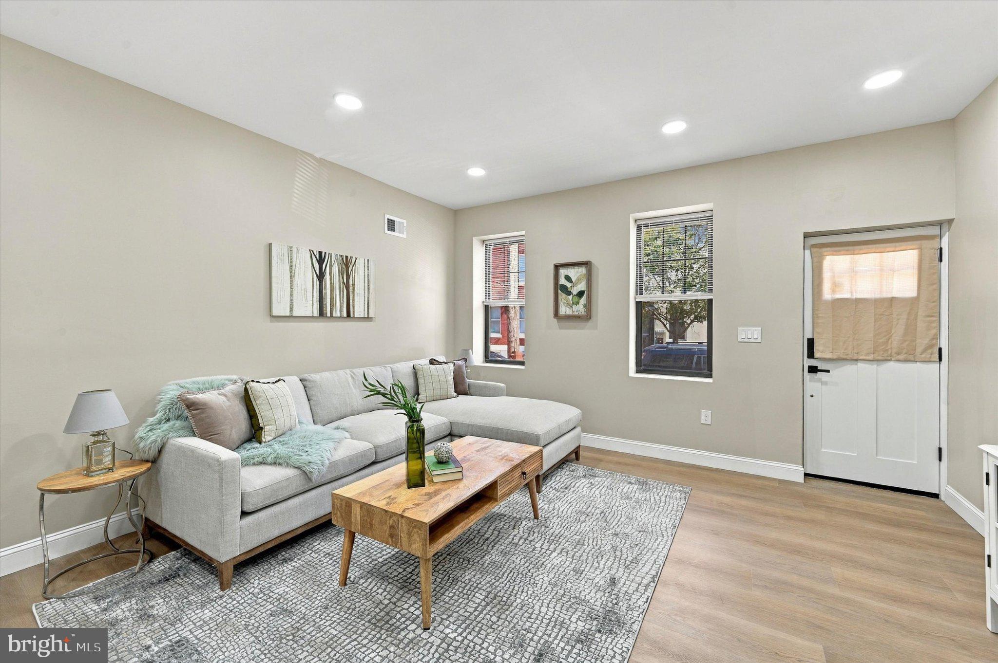 1320 17TH STREET S
