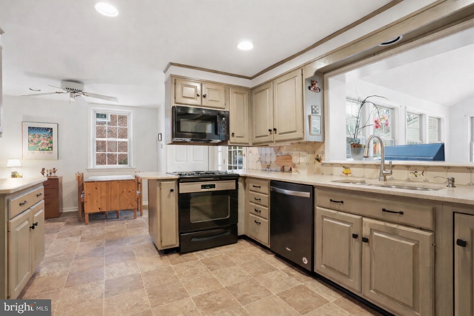 CHESNEY DOWNS - Residential