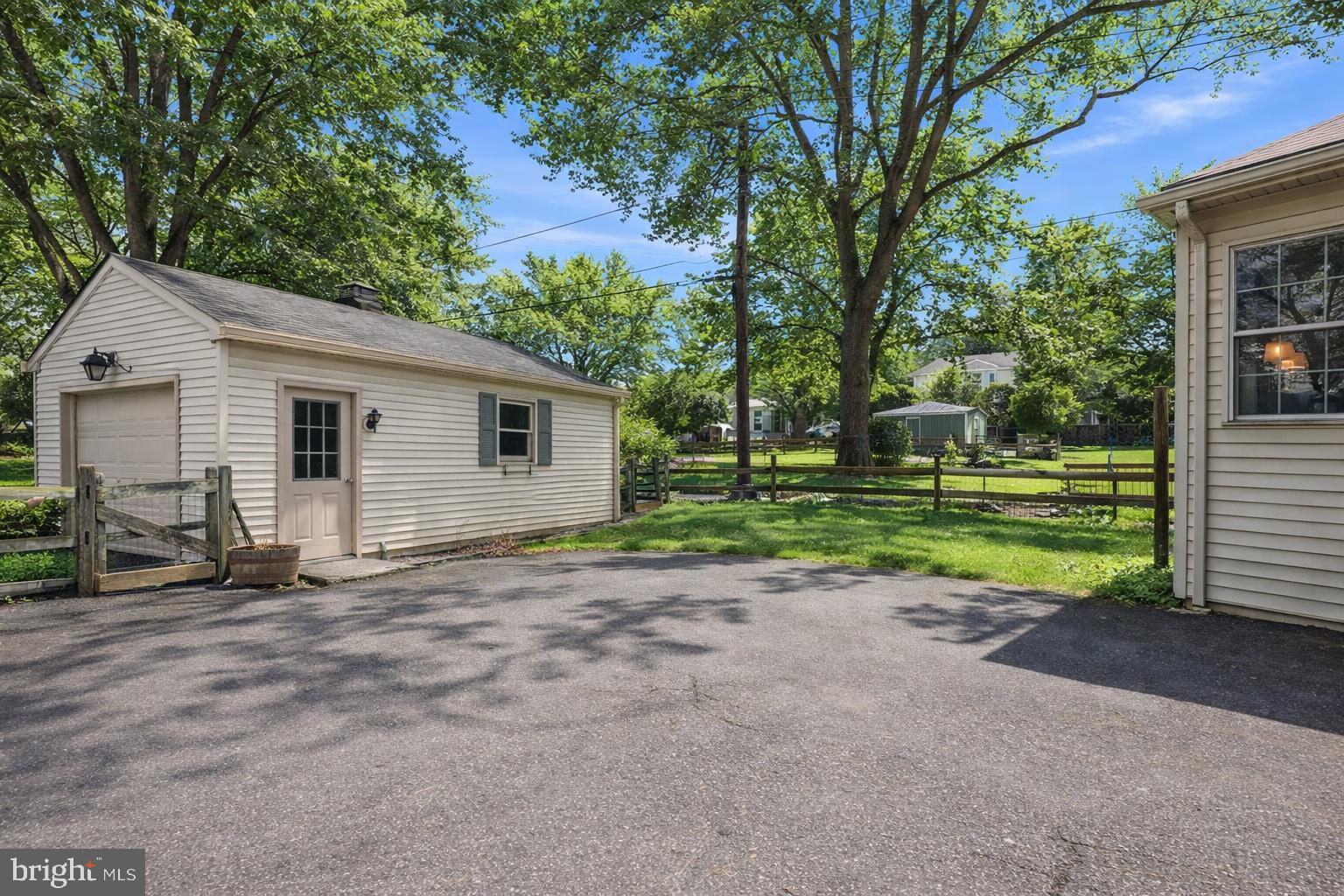 CHESNEY DOWNS - Residential