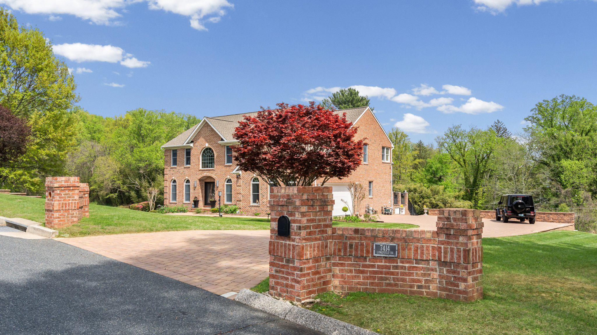 7414 LONGFIELD DRIVE