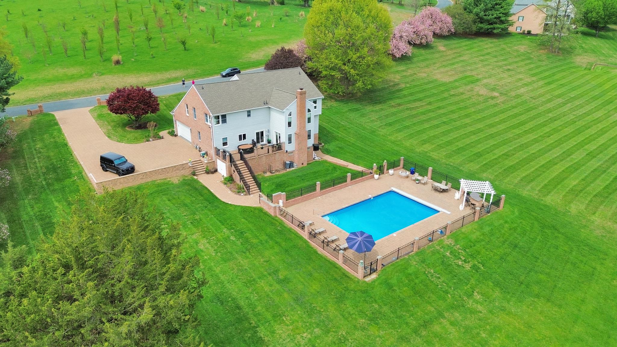 LONGFIELD ESTATES - Residential