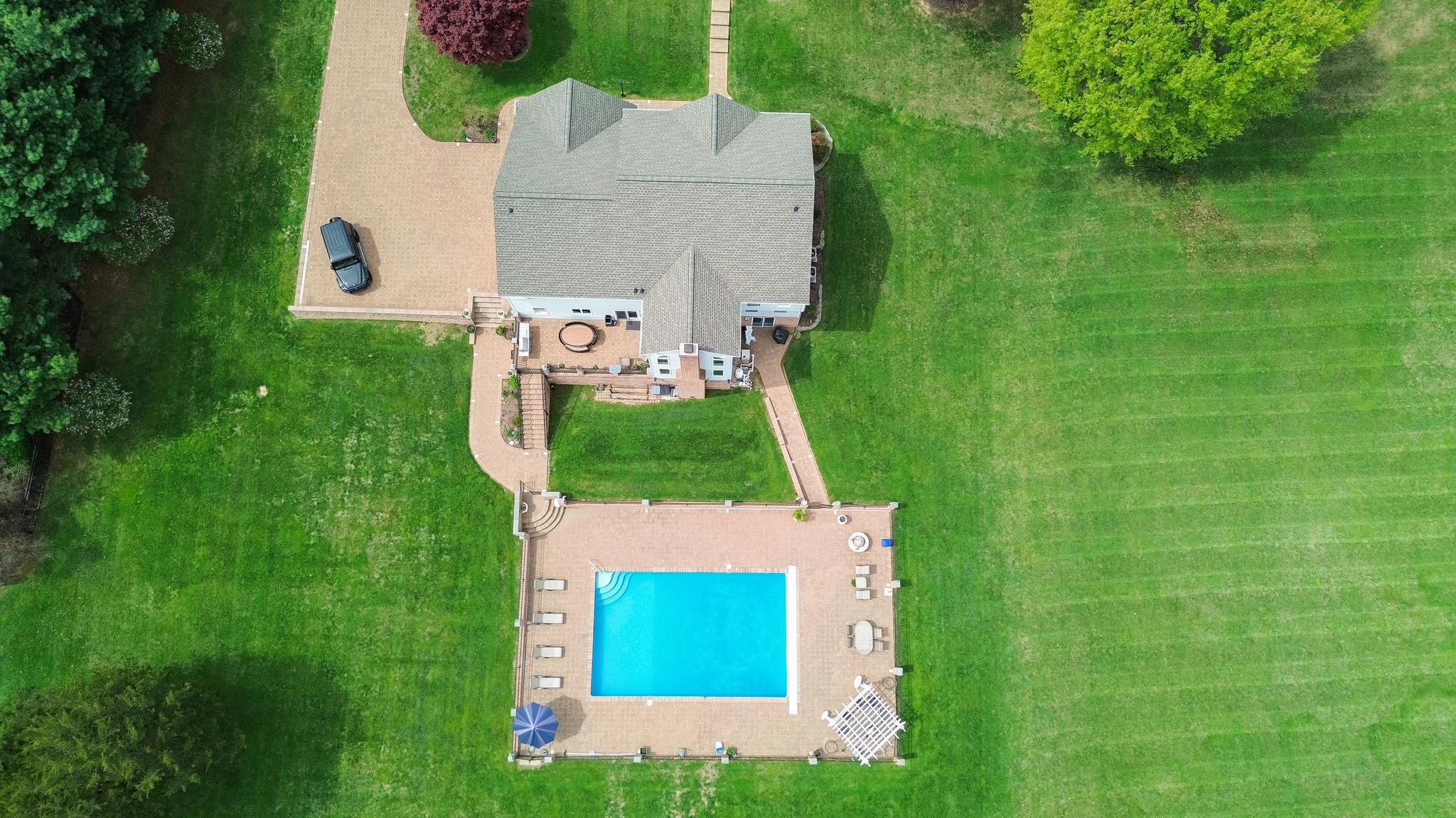 LONGFIELD ESTATES - Residential