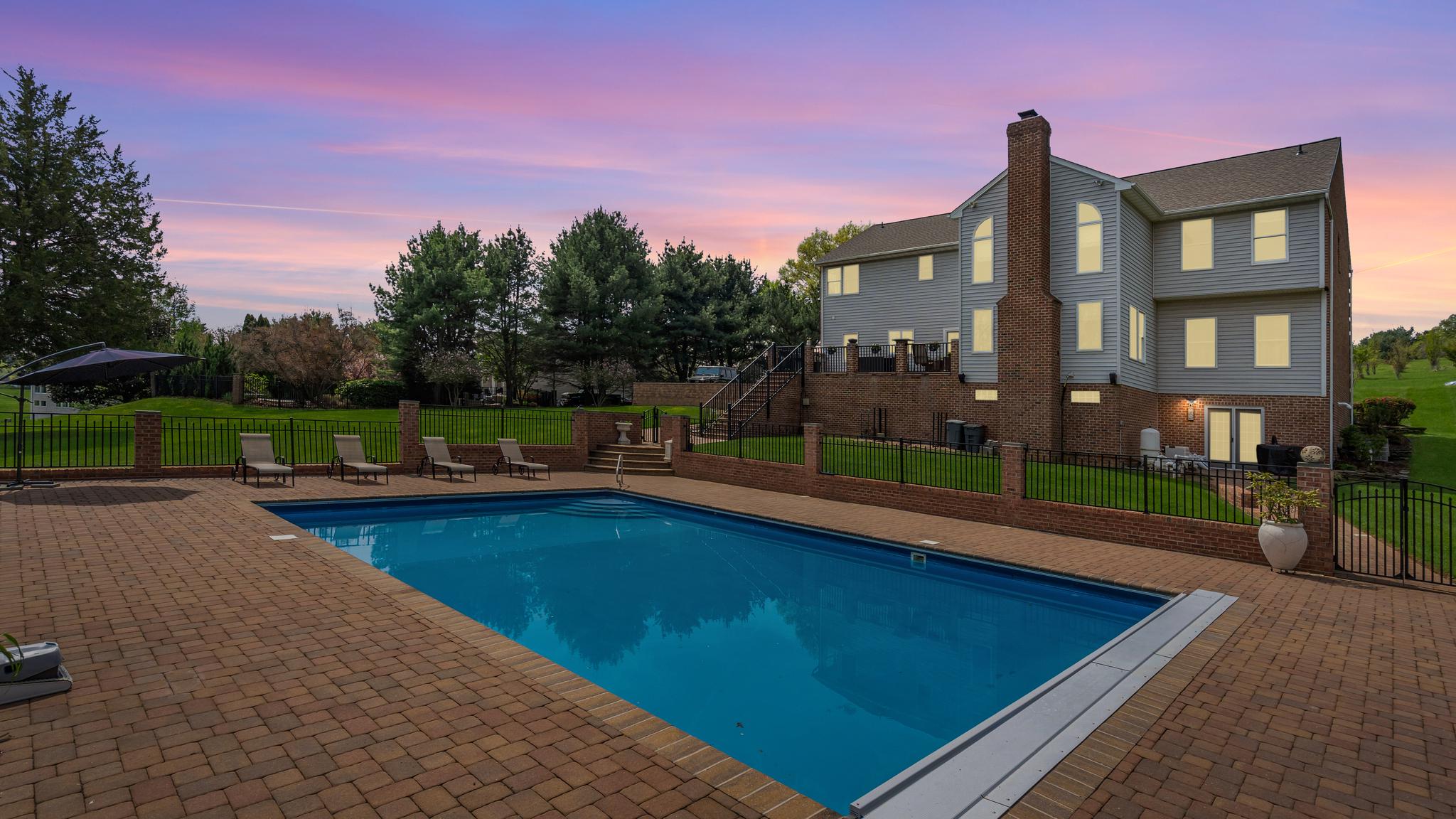 LONGFIELD ESTATES - Residential