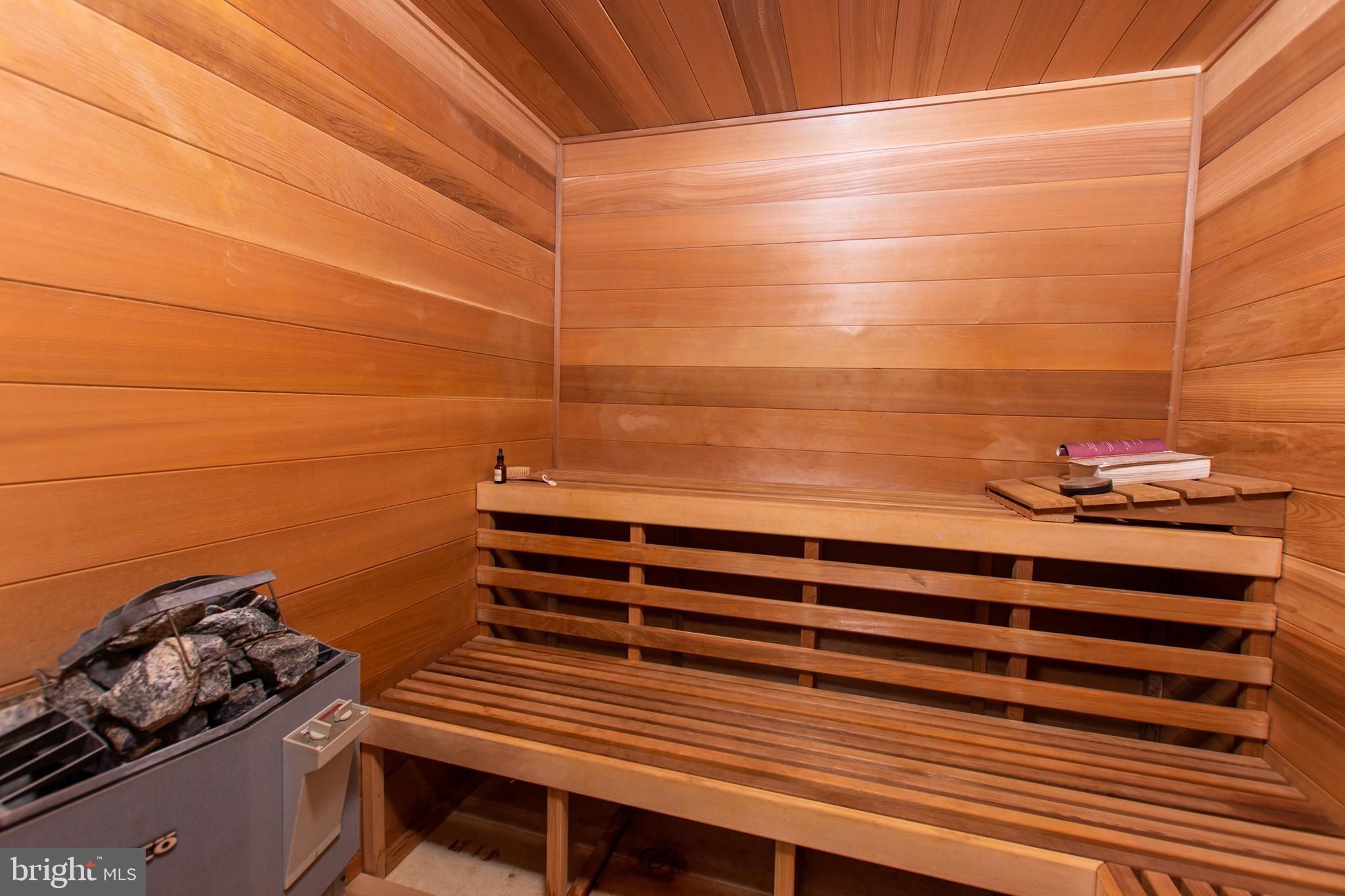 CENTREVILLE RESERV - Residential