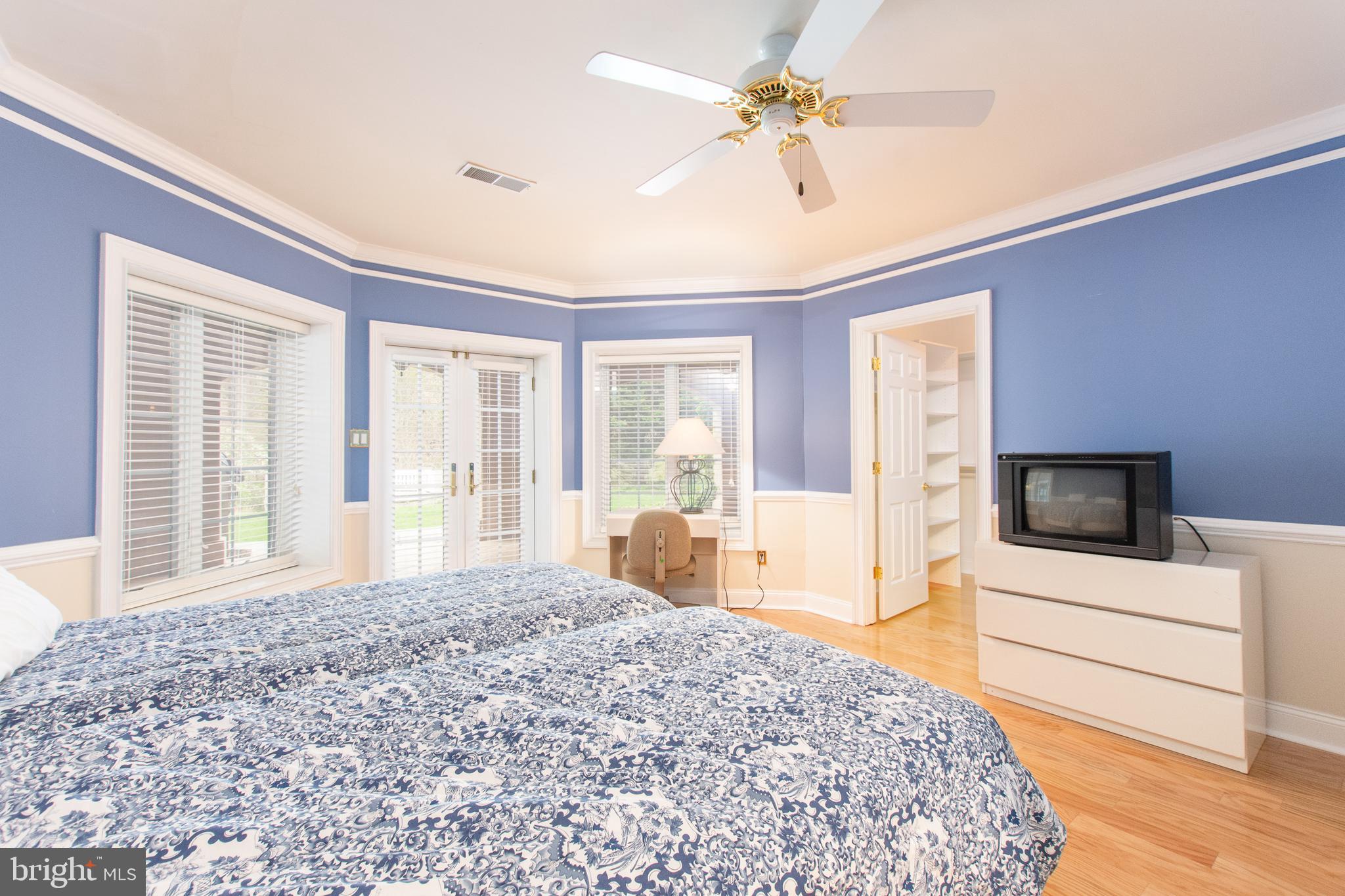 CENTREVILLE RESERV - Residential