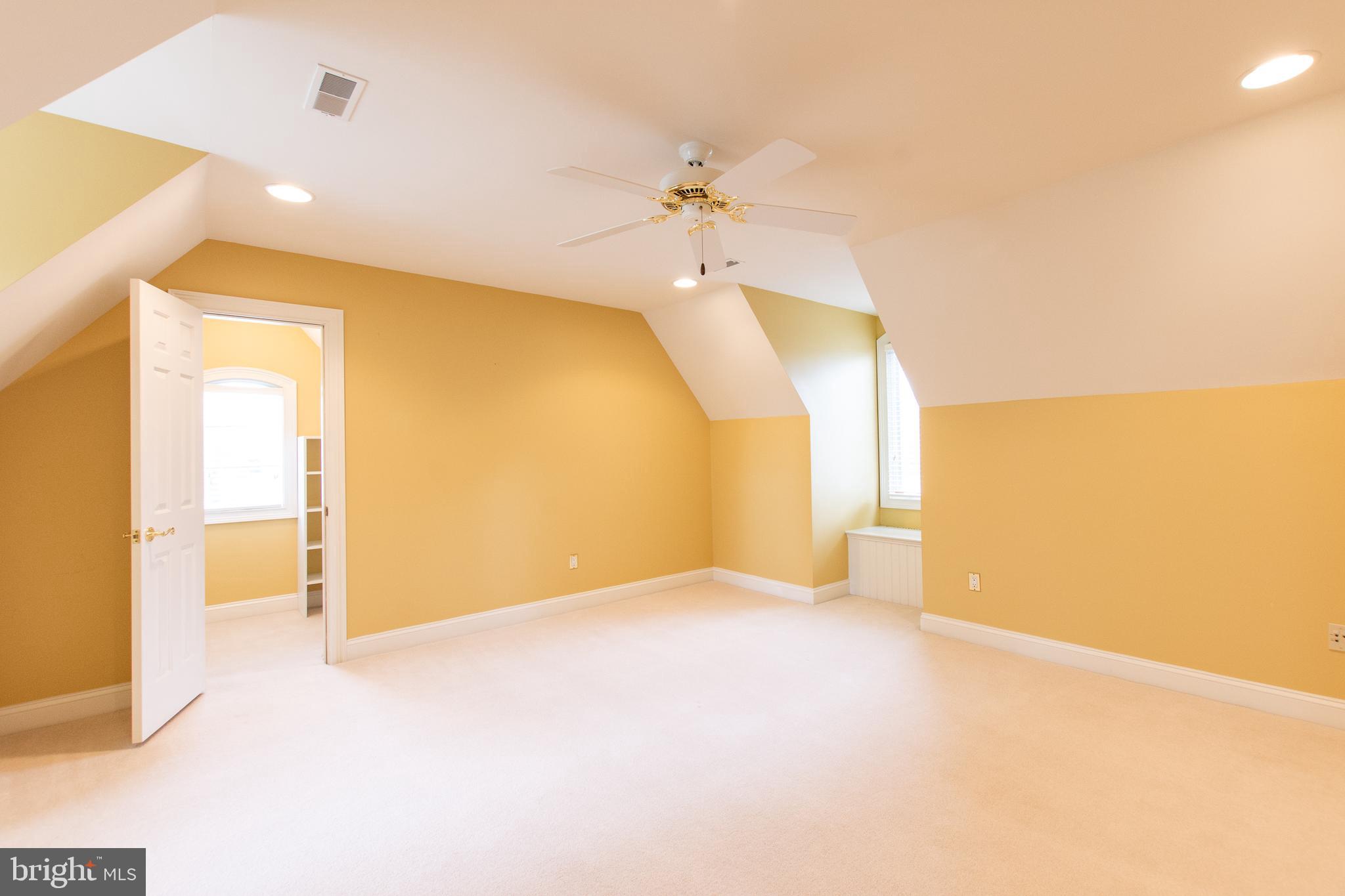 CENTREVILLE RESERV - Residential