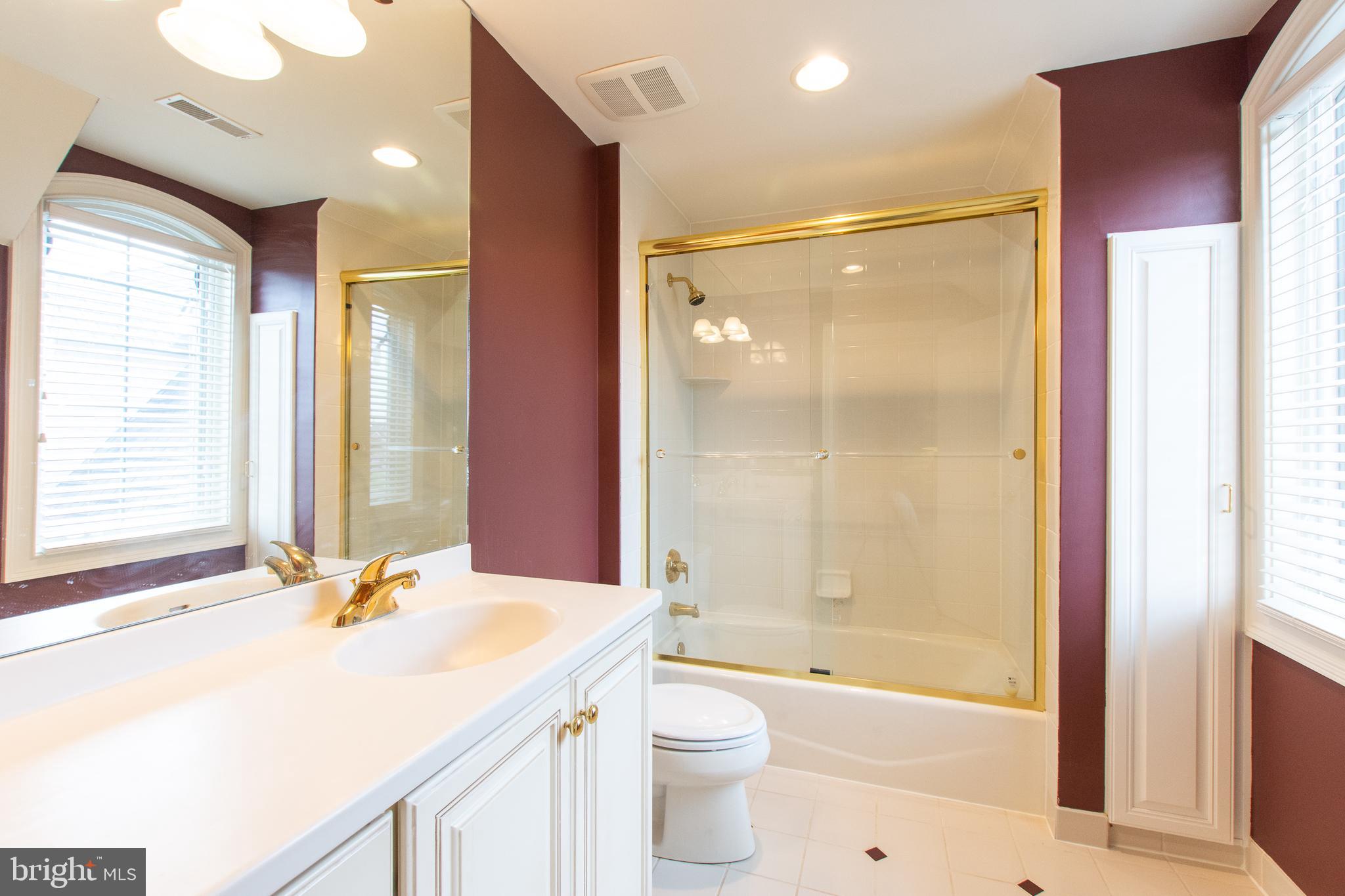 CENTREVILLE RESERV - Residential