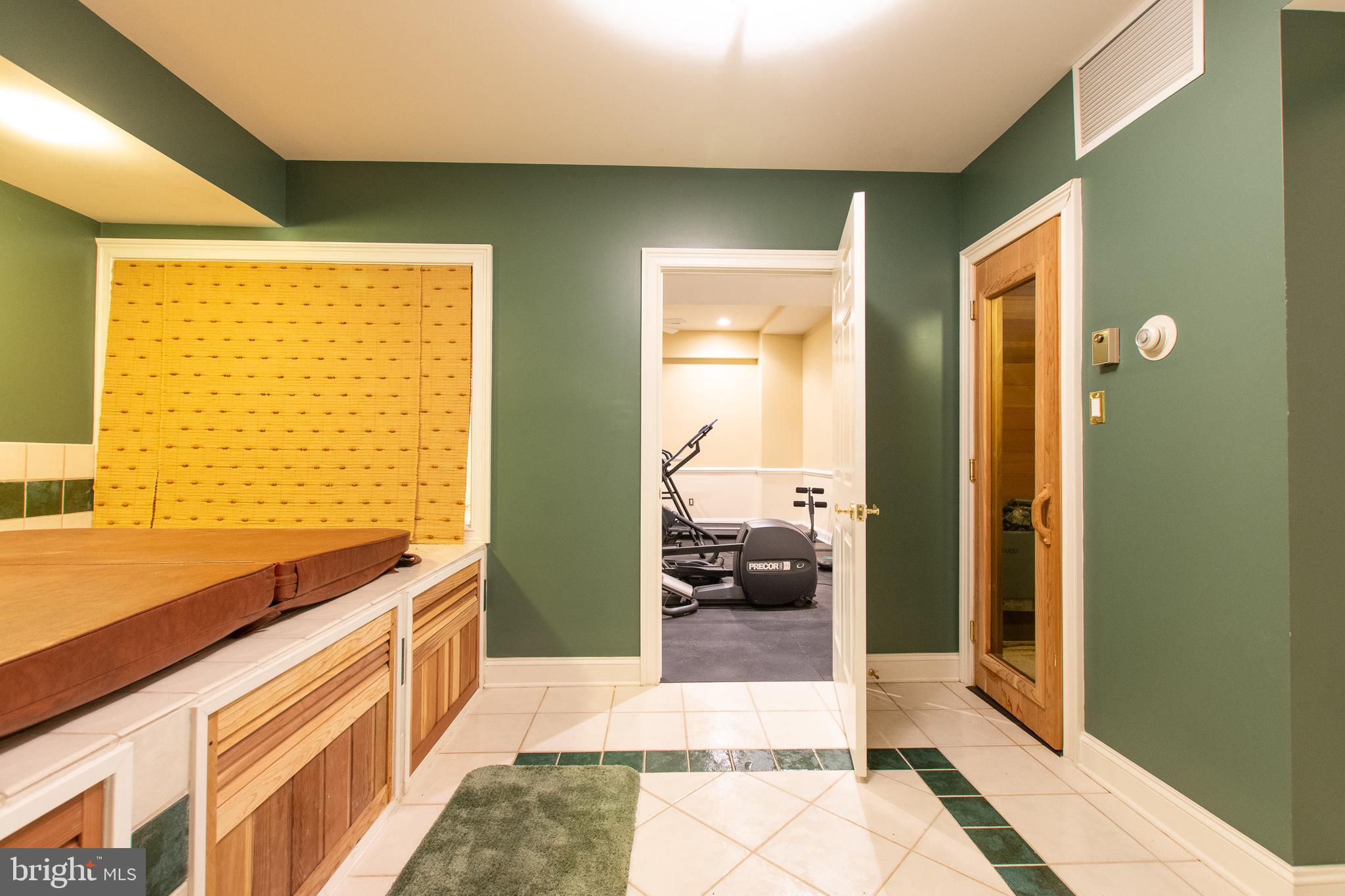 CENTREVILLE RESERV - Residential