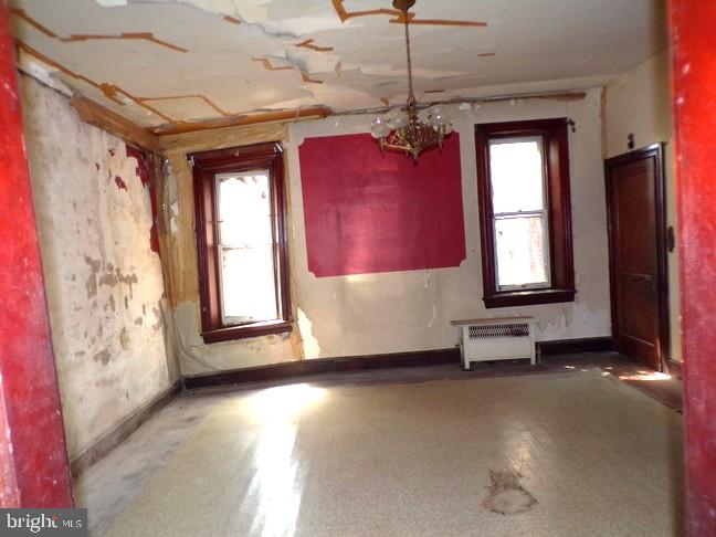 27 W FERDINAND STREET