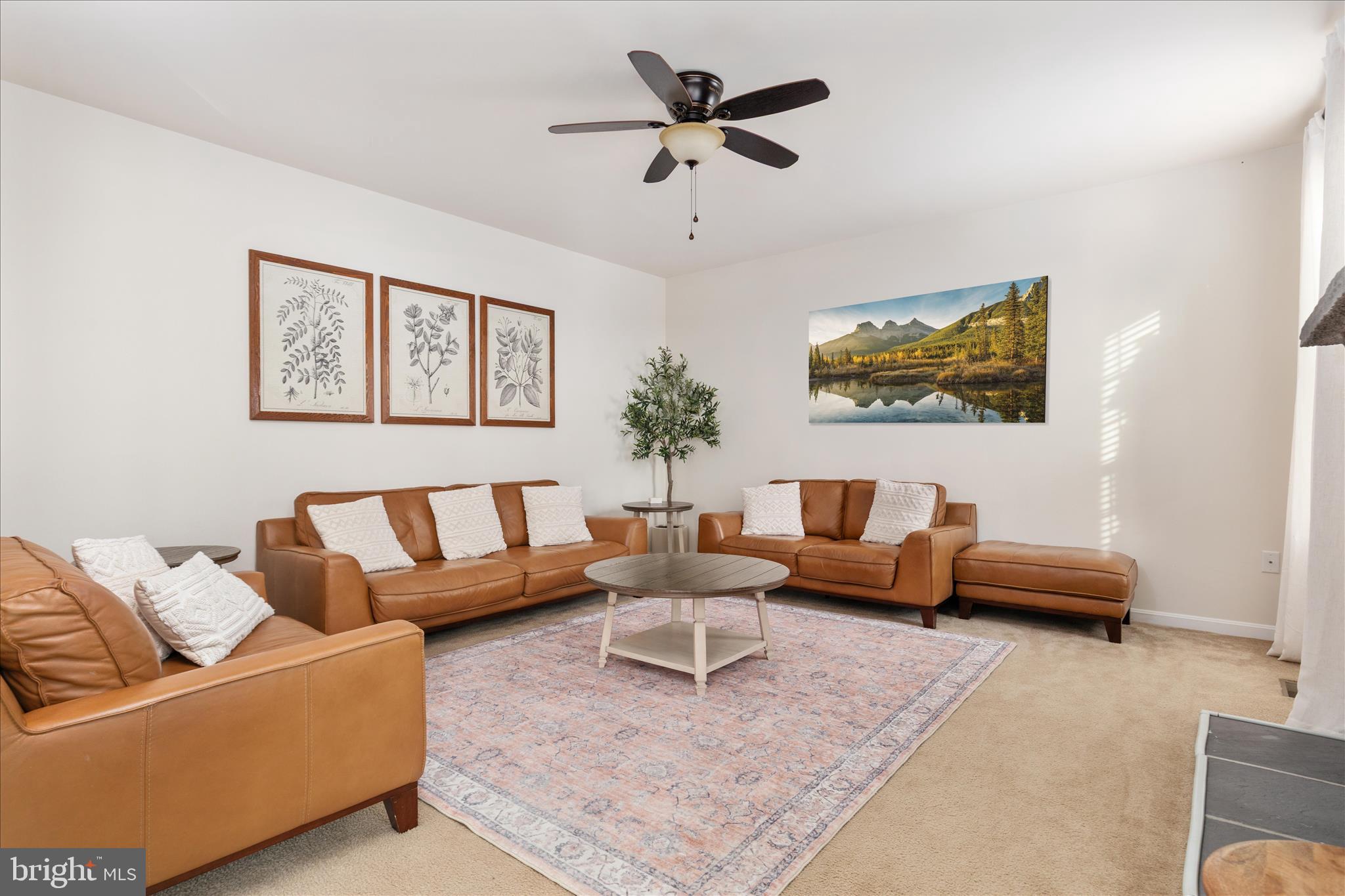 MOUNTAIN VALLEY - Residential