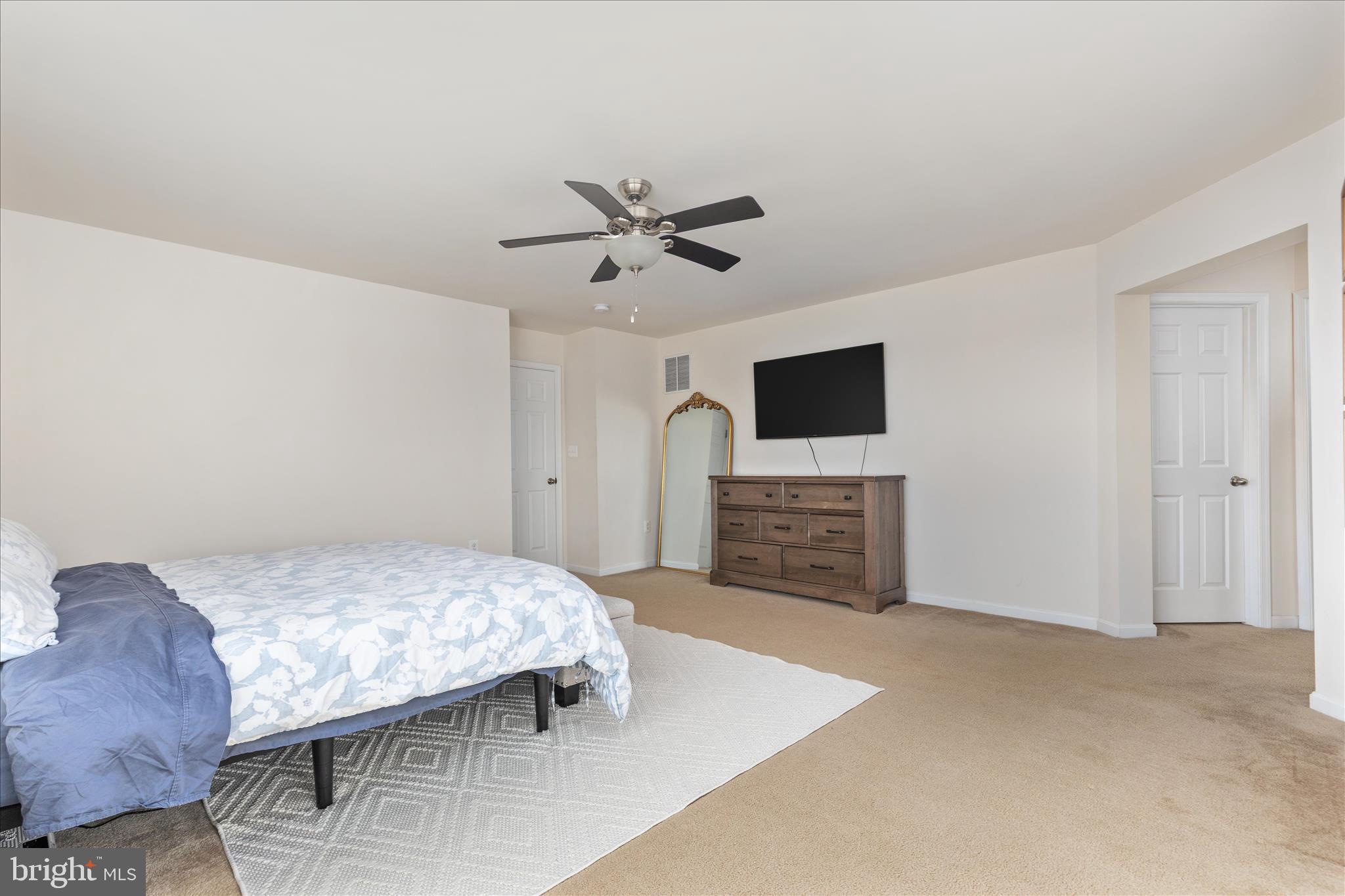 MOUNTAIN VALLEY - Residential