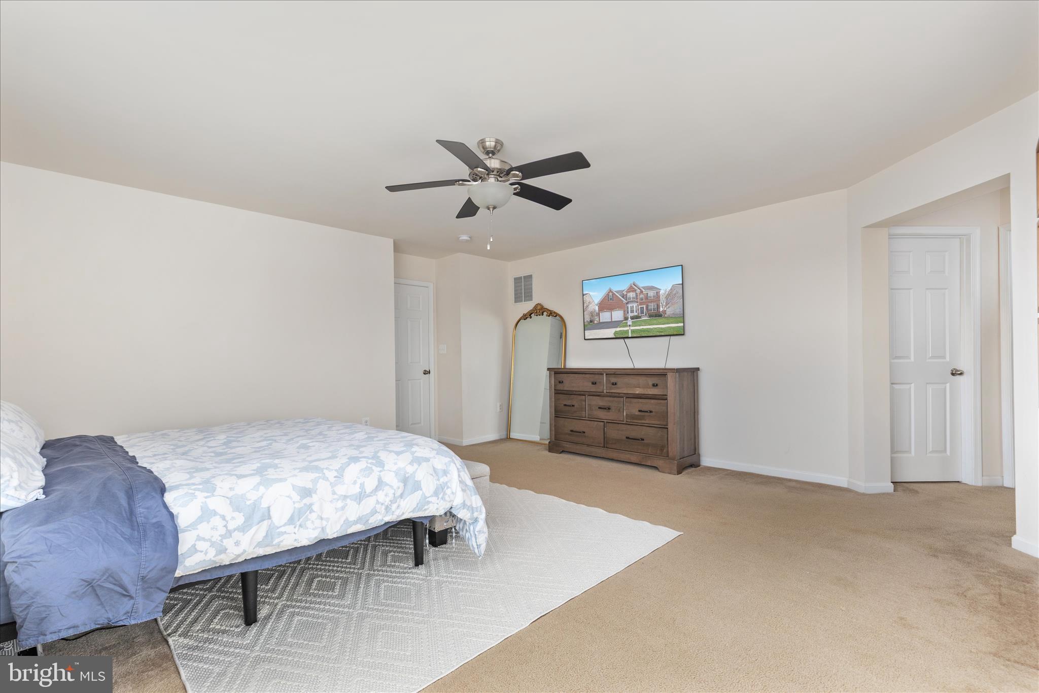 MOUNTAIN VALLEY - Residential