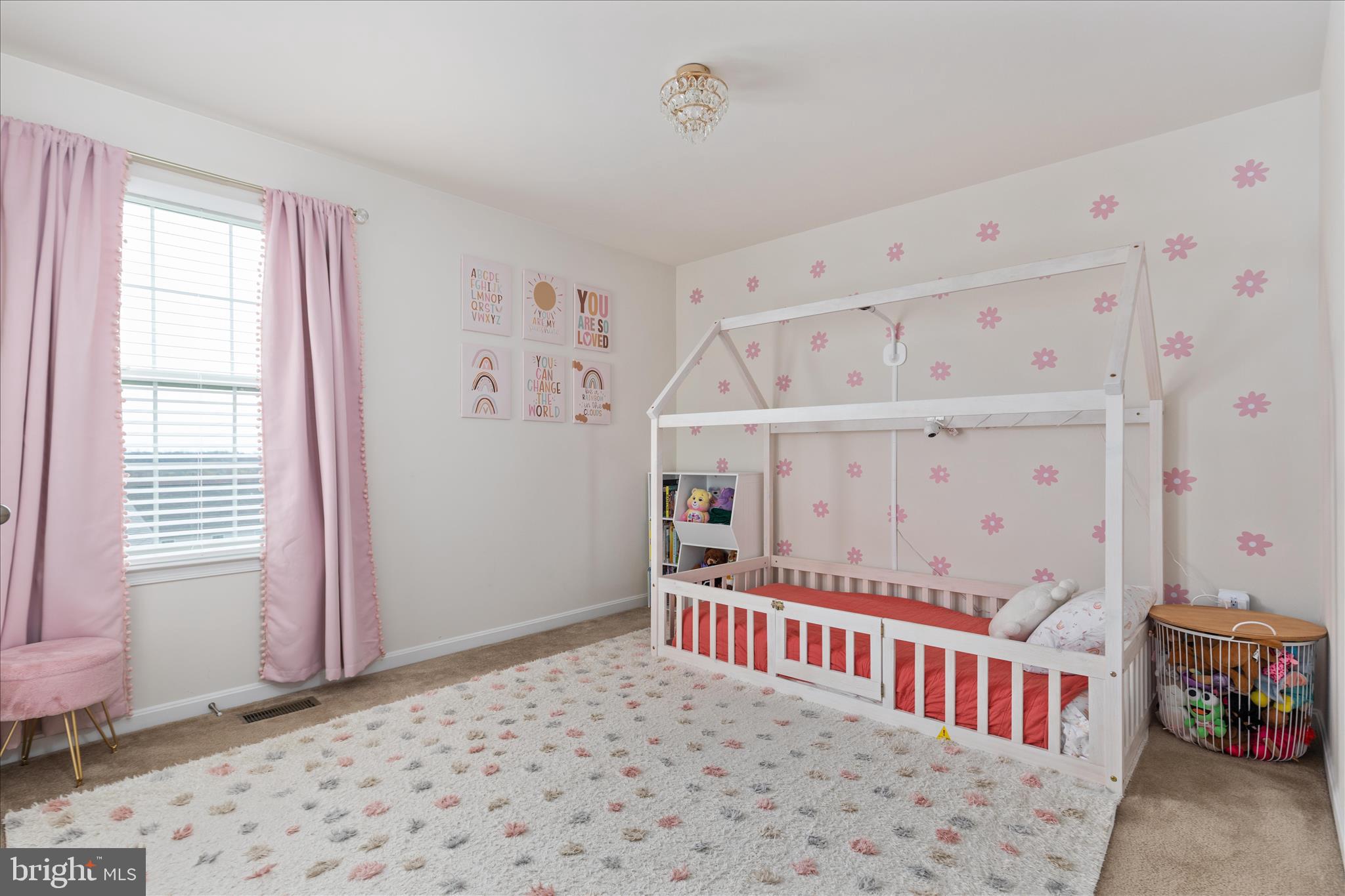 MOUNTAIN VALLEY - Residential