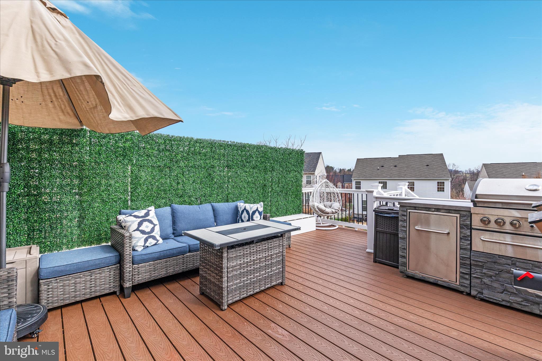 MOUNTAIN VALLEY - Residential