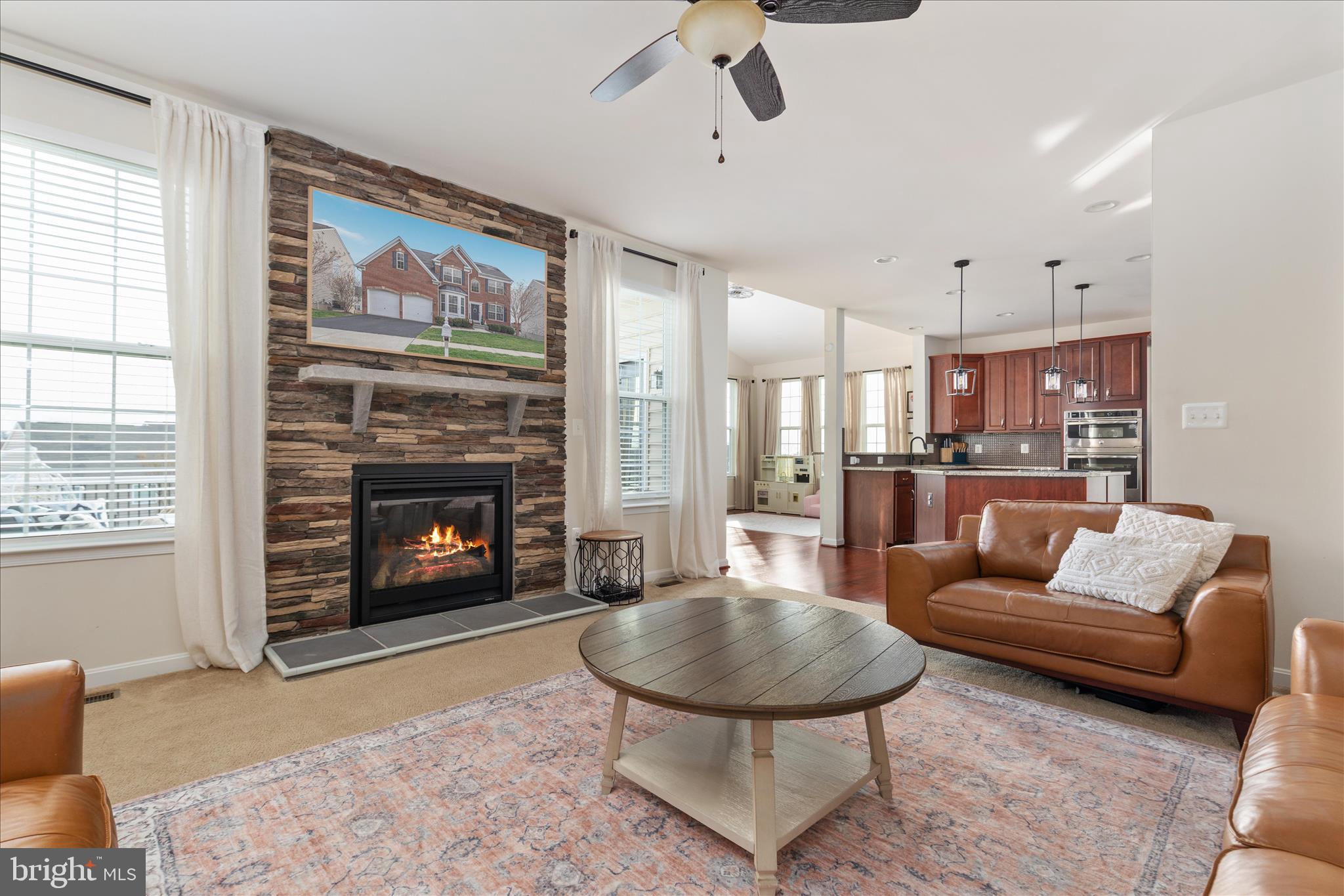 MOUNTAIN VALLEY - Residential