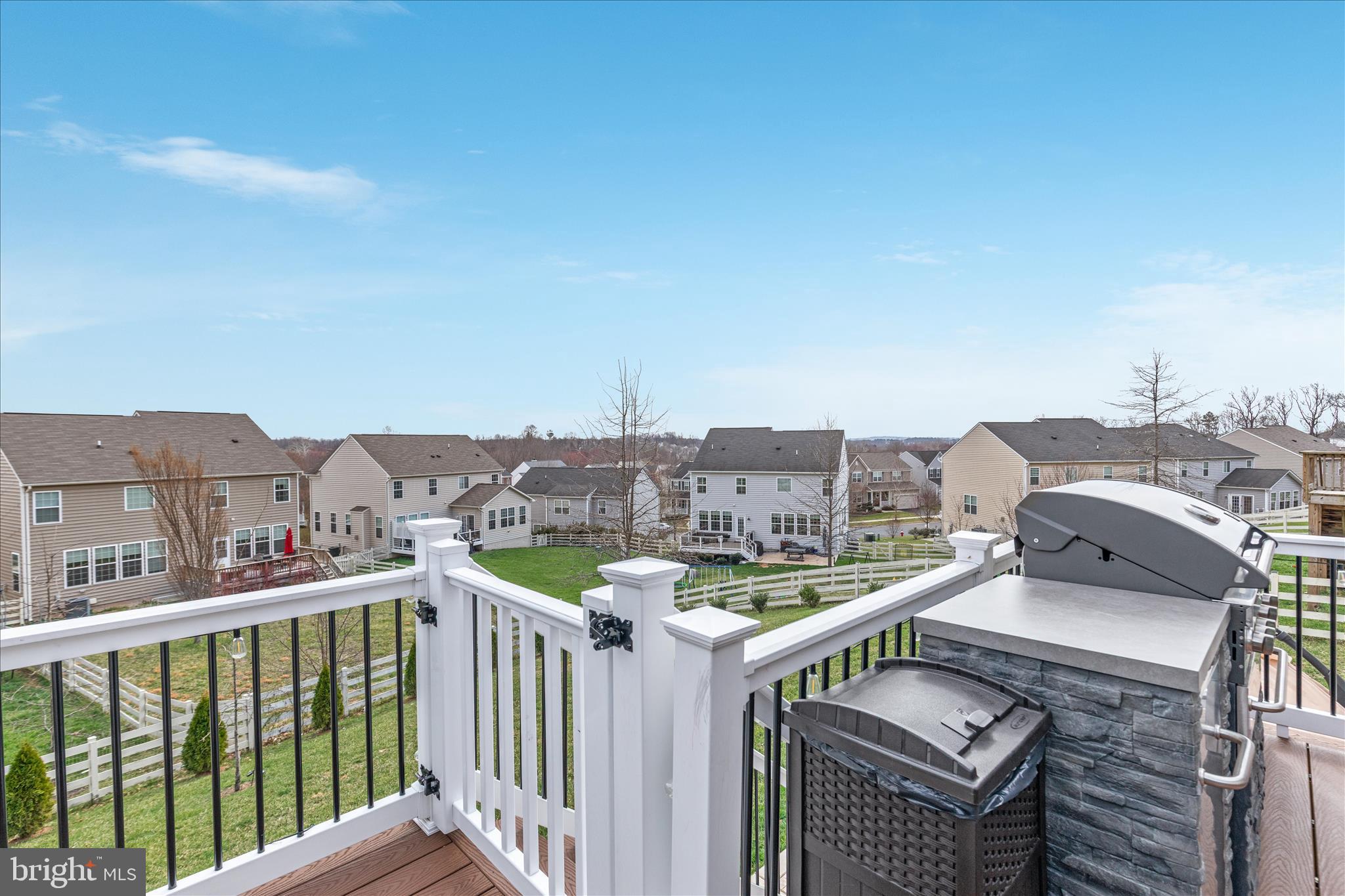 MOUNTAIN VALLEY - Residential