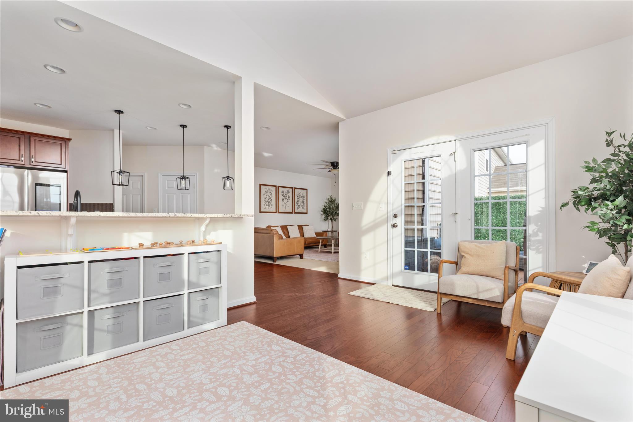 MOUNTAIN VALLEY - Residential