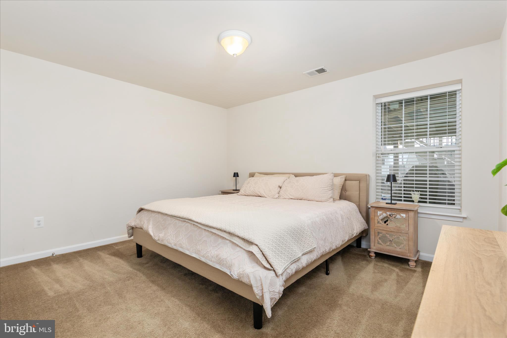 MOUNTAIN VALLEY - Residential