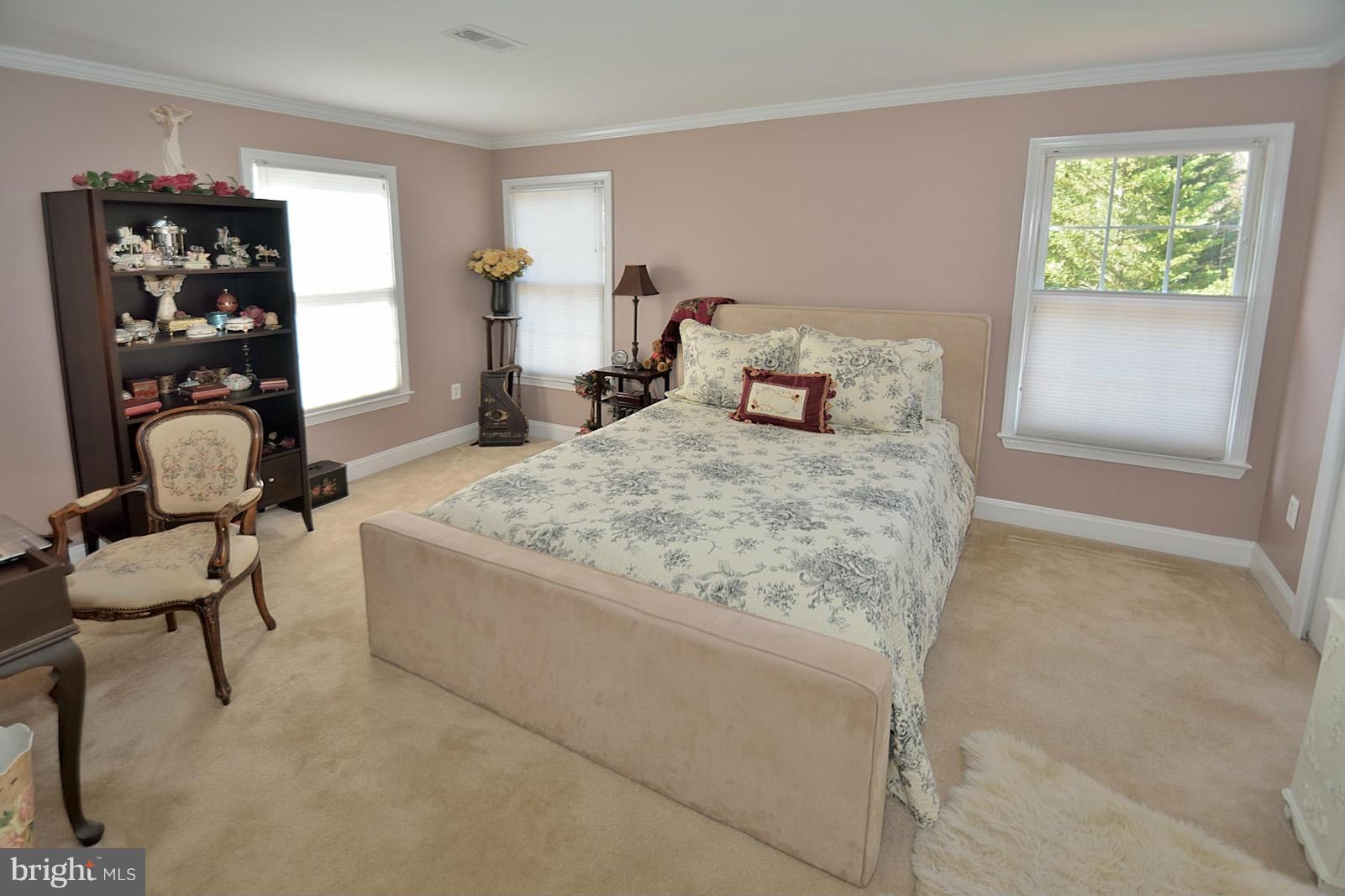 OCCOQUAN WALK - Residential