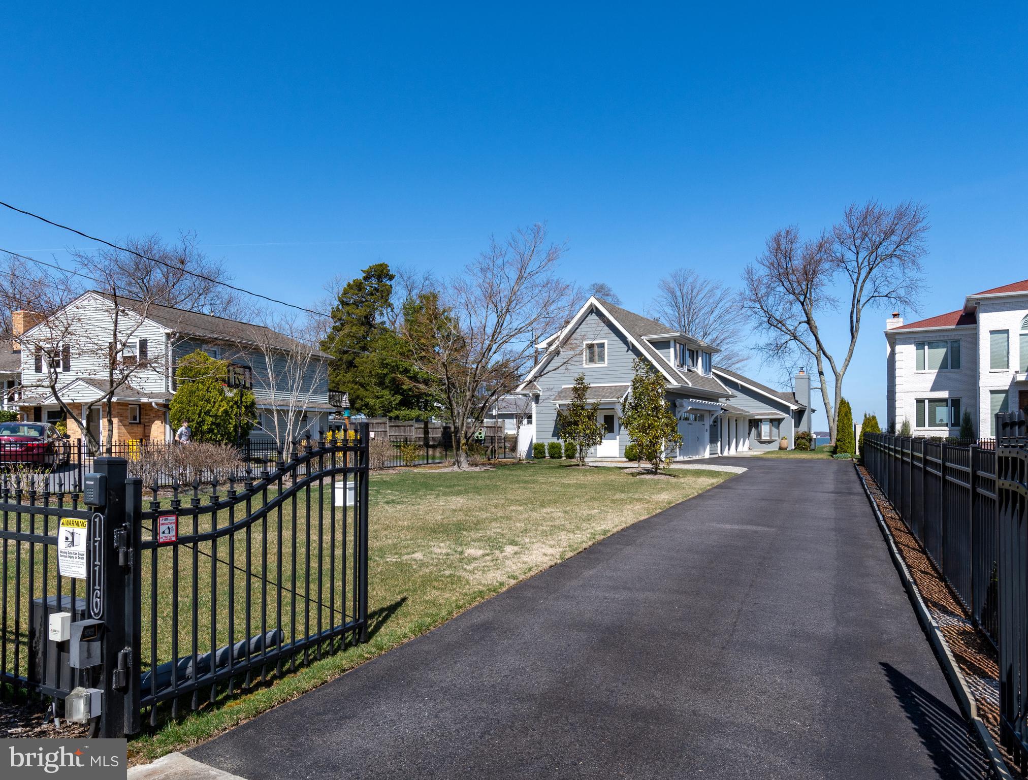CAPE ST CLAIRE - Residential