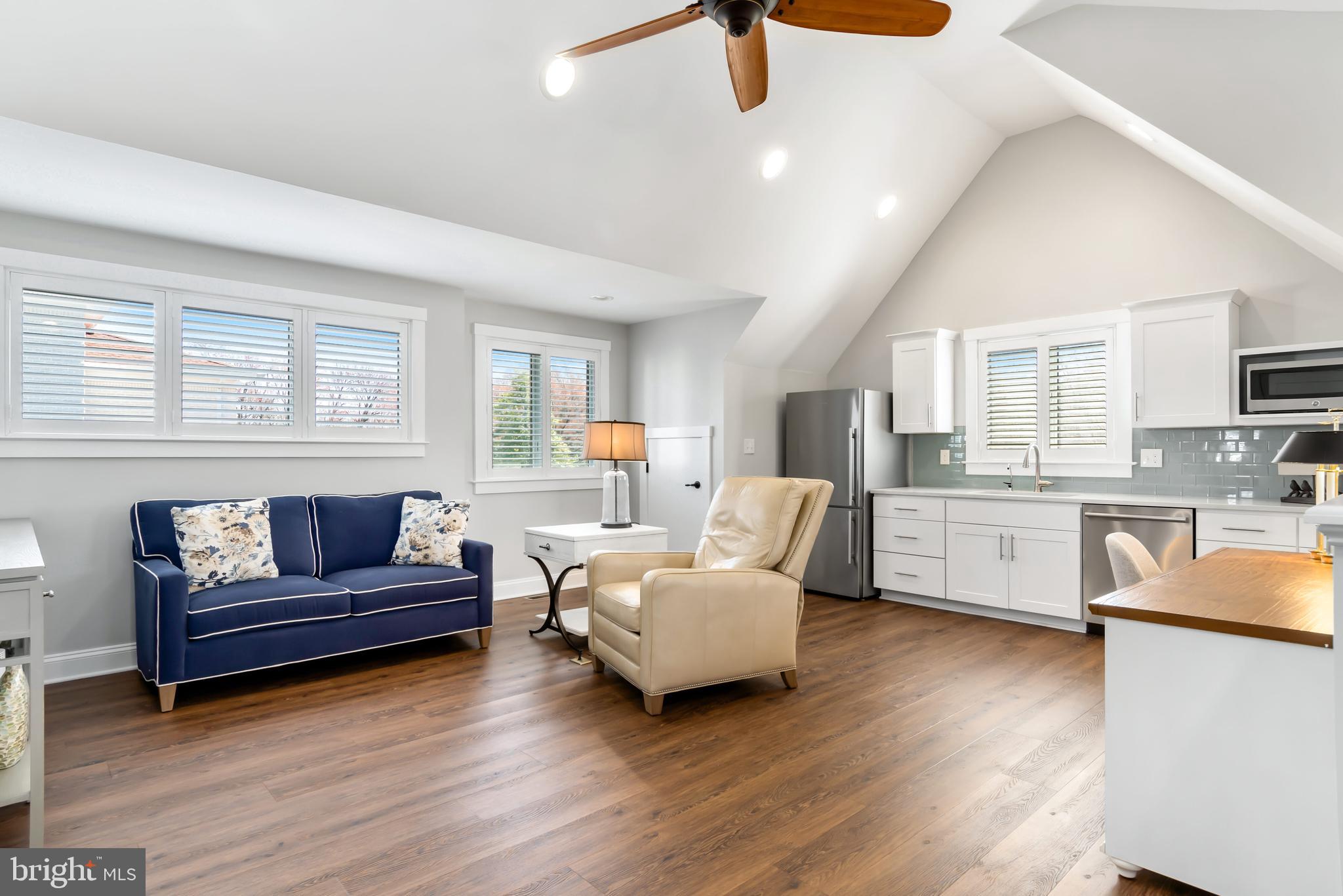 CAPE ST CLAIRE - Residential