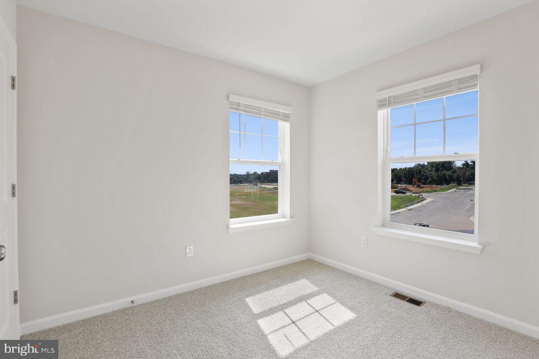 WOODMORE OVERLOOK - Residential