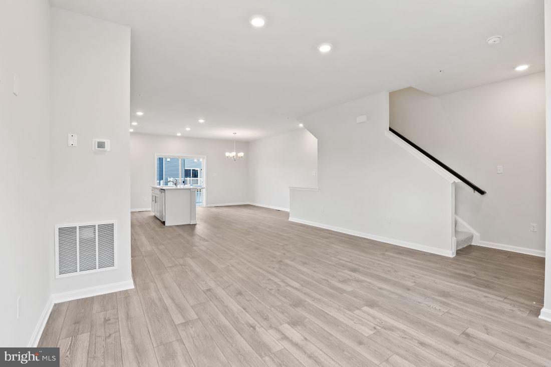 WOODMORE OVERLOOK - Residential