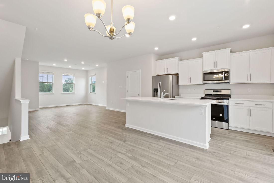 WOODMORE OVERLOOK - Residential