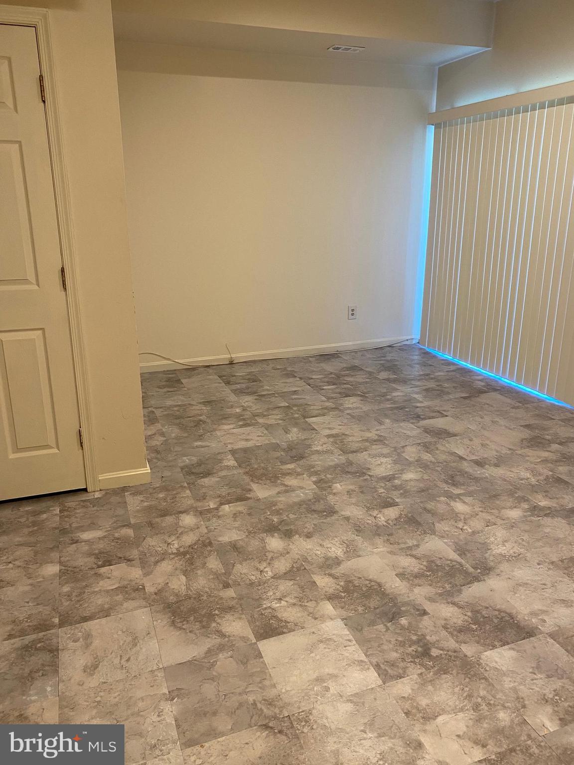 WESTFARM - Residential Lease