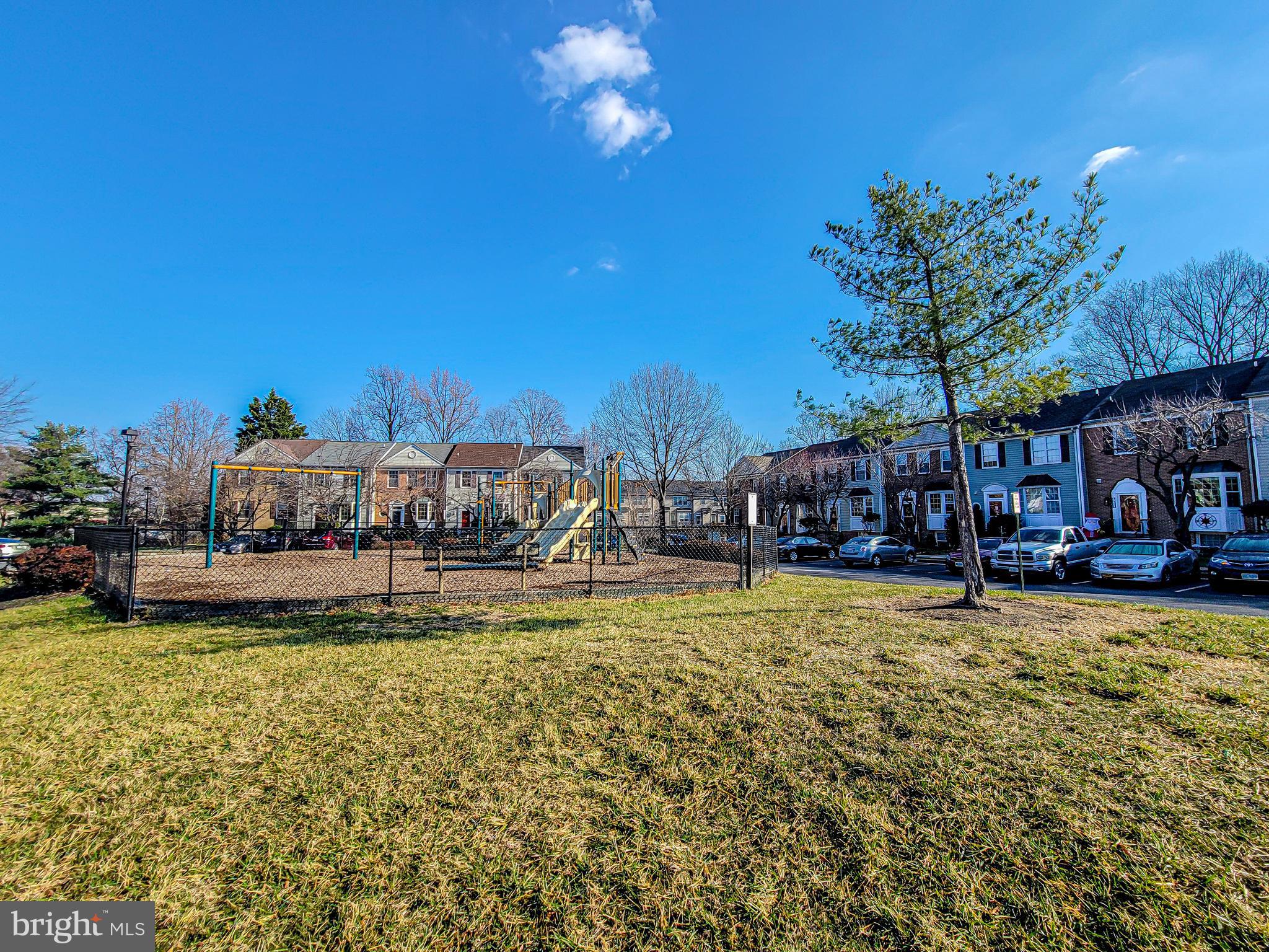 GUNSTON SQUARE - Residential