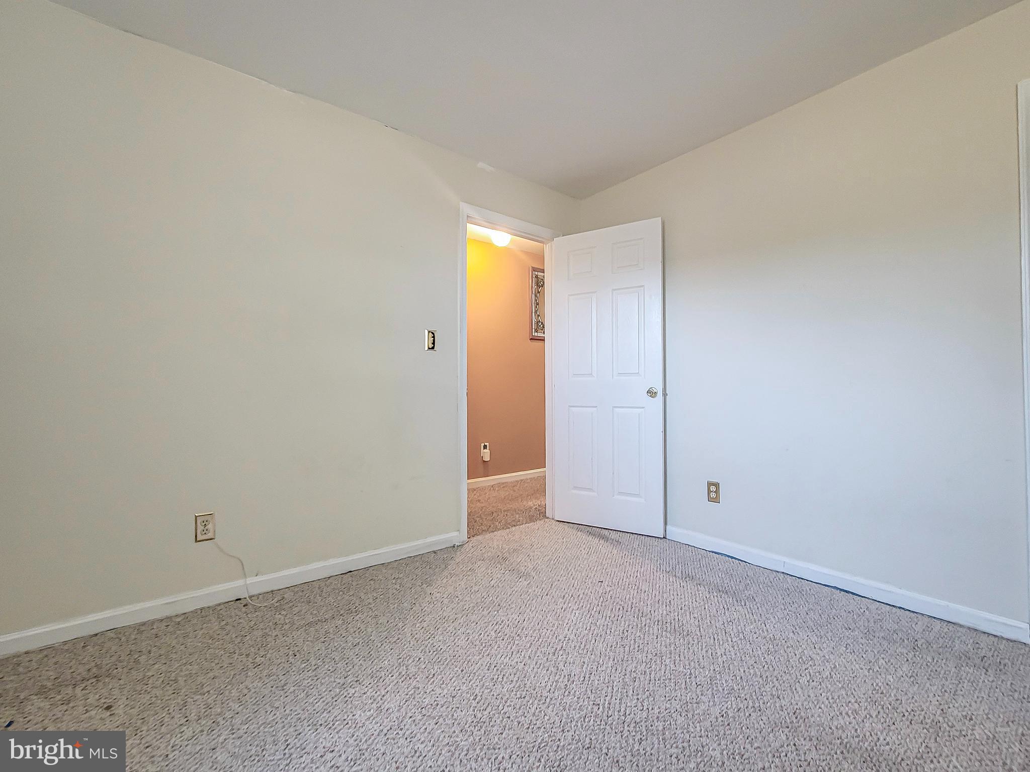 GUNSTON SQUARE - Residential