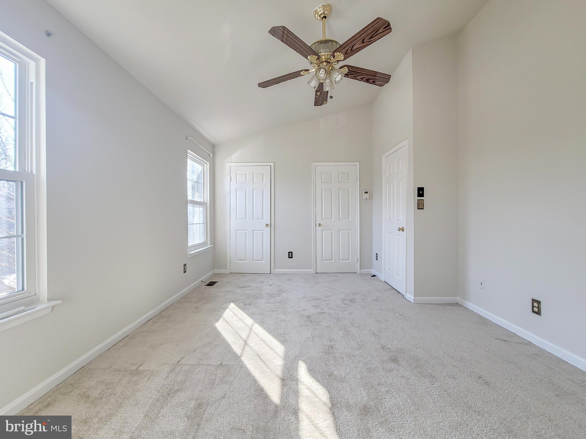 GUNSTON SQUARE - Residential