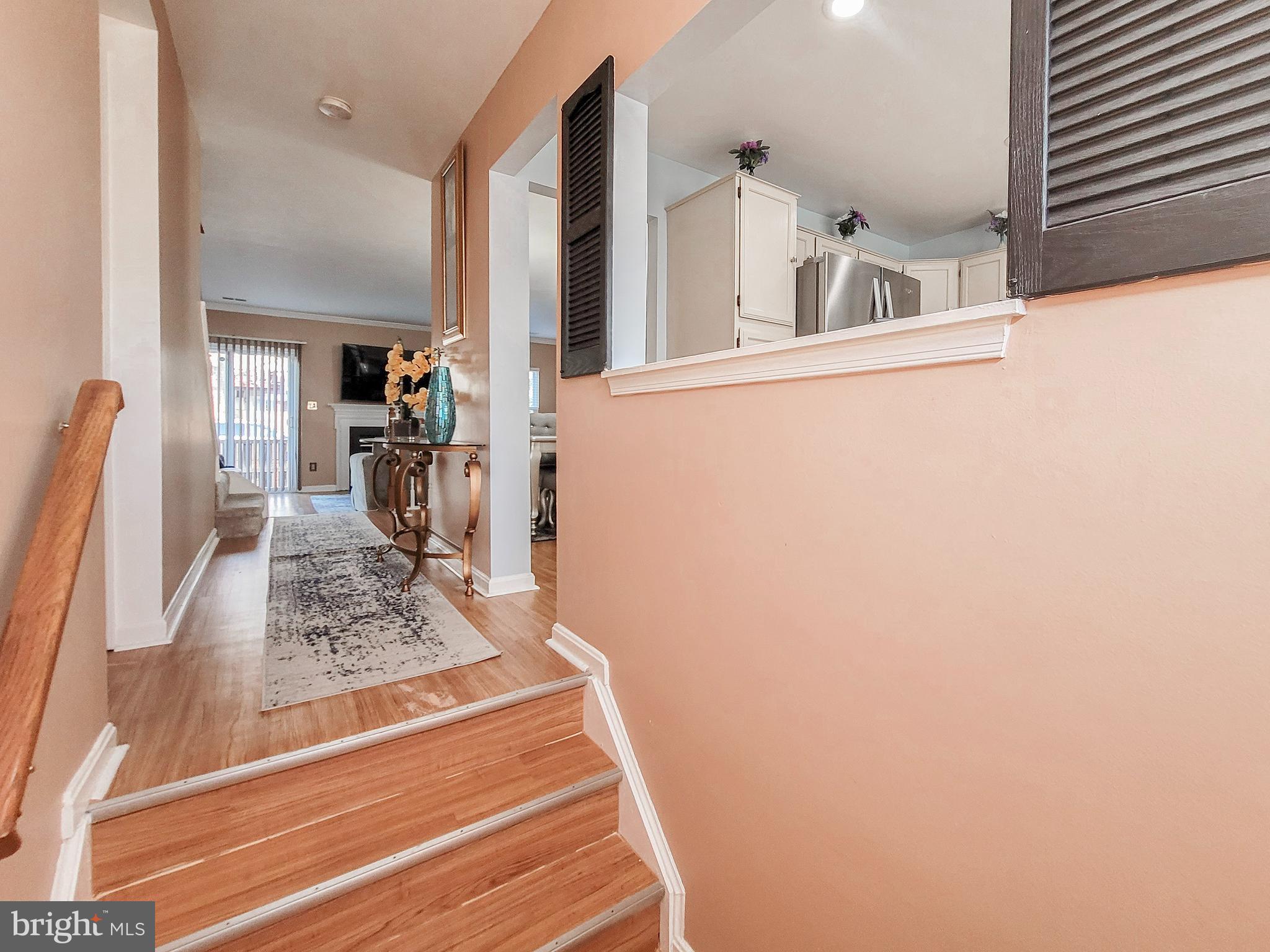 GUNSTON SQUARE - Residential