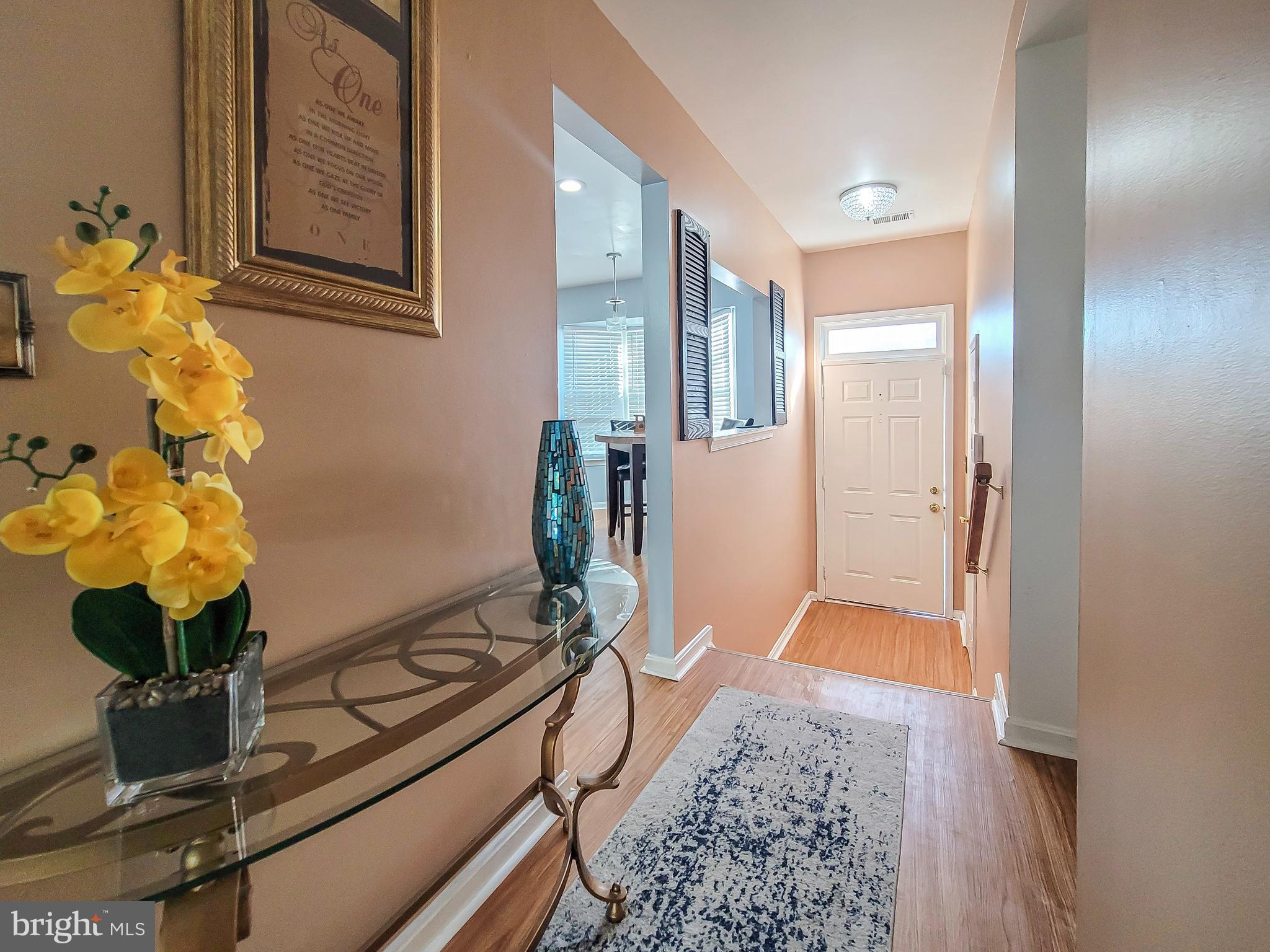 GUNSTON SQUARE - Residential