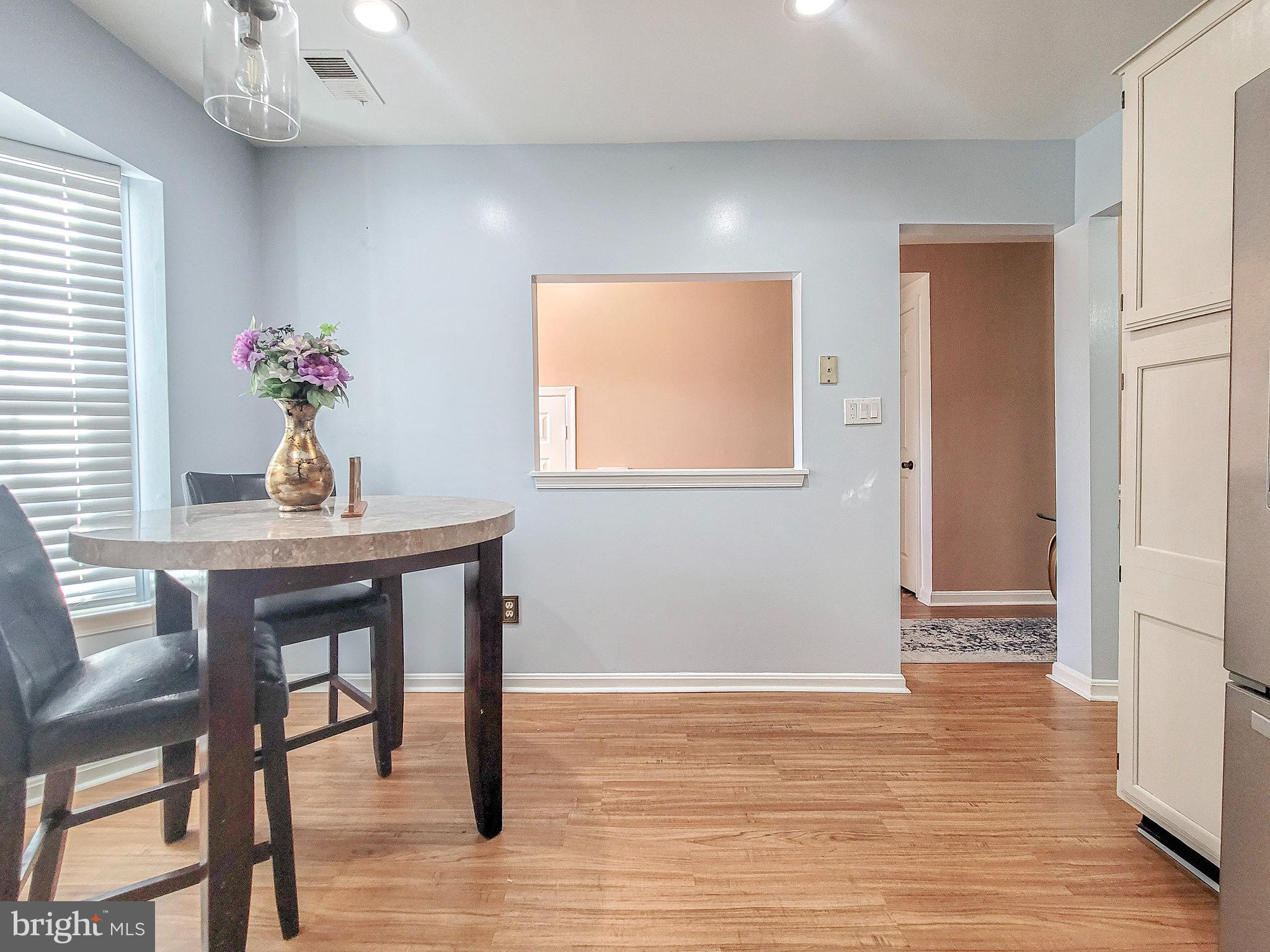 GUNSTON SQUARE - Residential