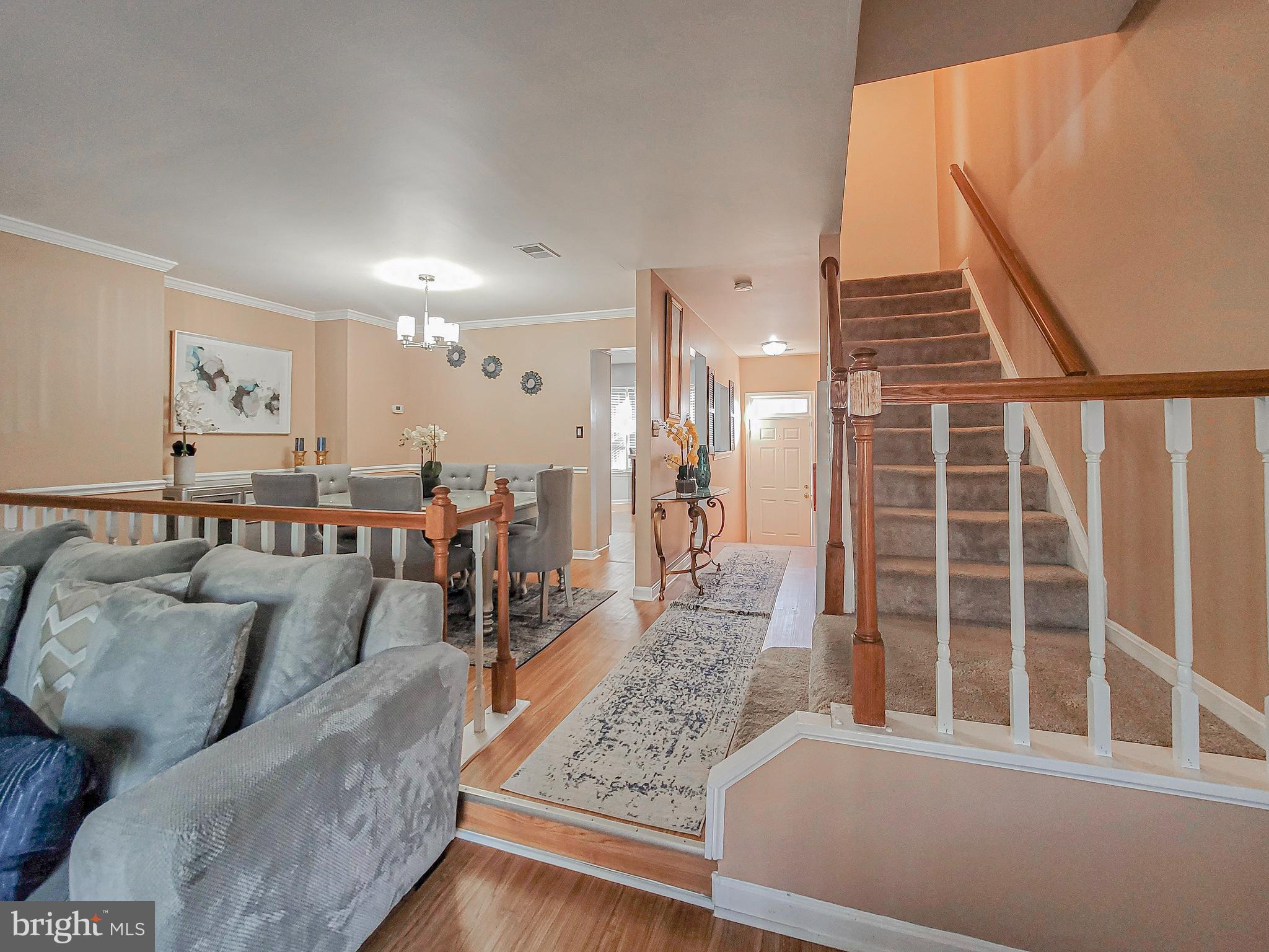 GUNSTON SQUARE - Residential